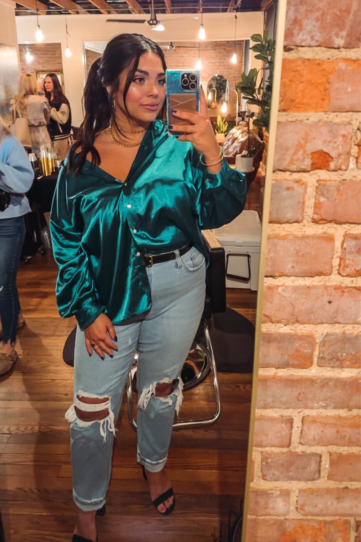 A perfect winter-spring transition fit 

#LTKcurves #LTKfit #LTKSeasonal