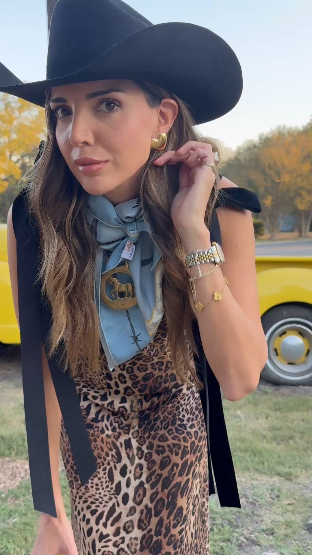 round top ootd🤍 dress size smalll

#LTKStyleTip #LTKFindsUnder100