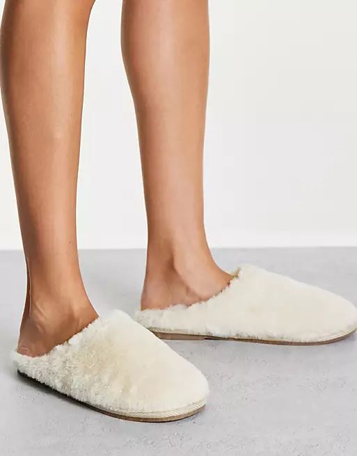 Vero Moda furry slippers in cream | ASOS (Global)
