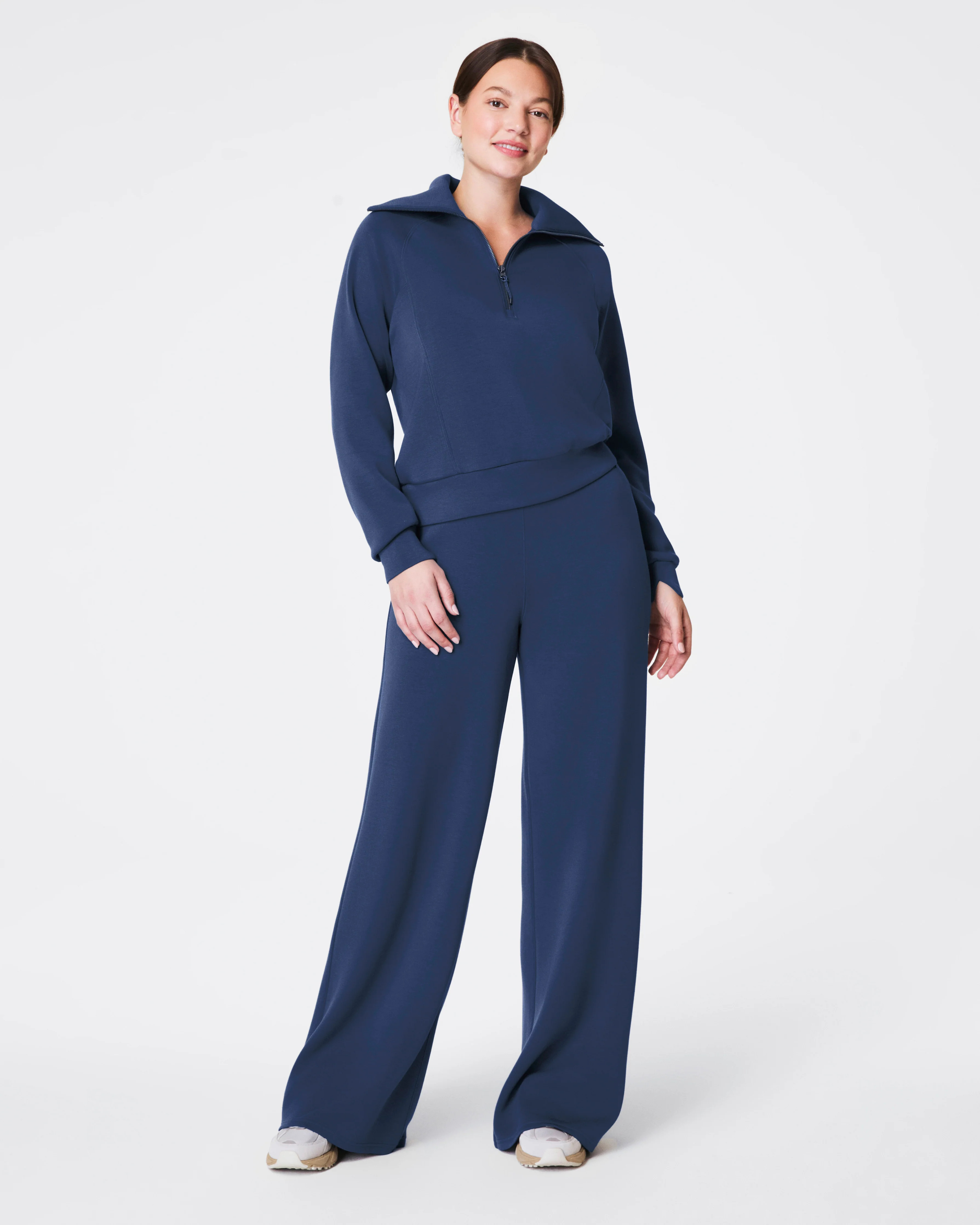 AirEssentials Wide Leg Sweatpants – Soft, Lightweight Fit | SPANX | Spanx Canada
