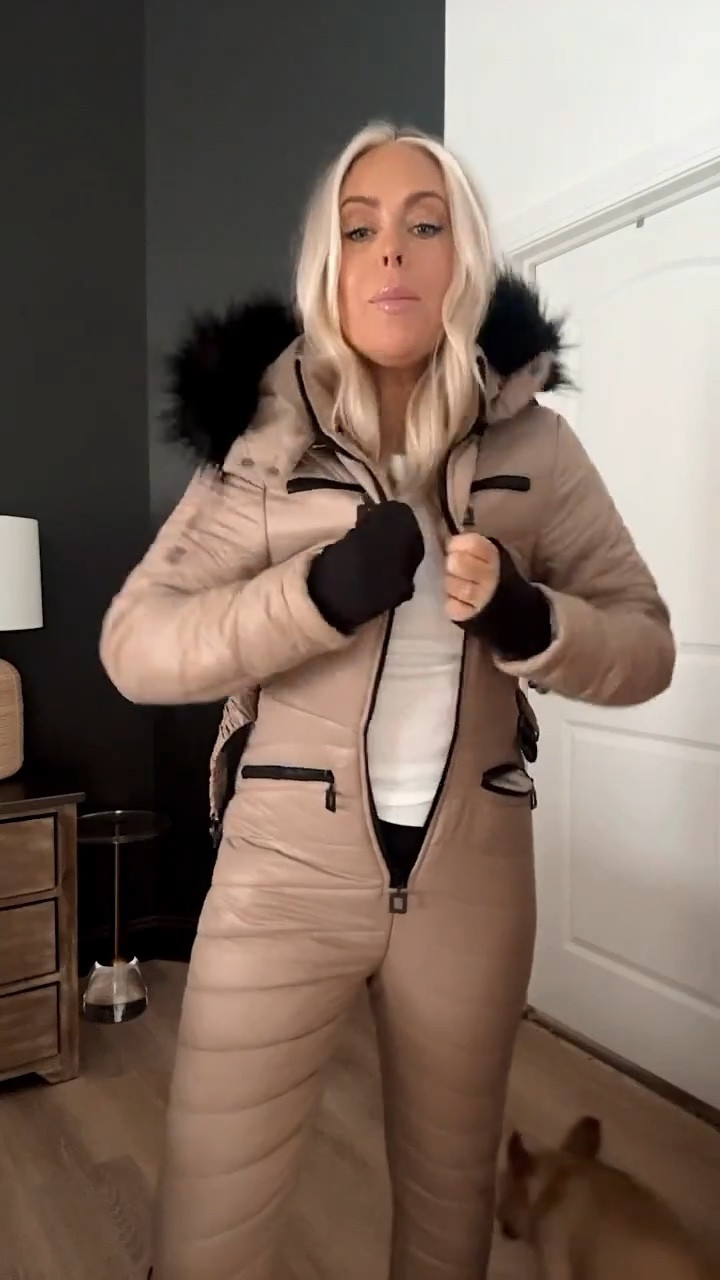 Best seller! I sized up to a medium. Amazon snow/ski onesie! Great option that won’t break the bank! 
Shade: khaki (appears lighter onlin
I have a few colors and live in Chicago and have had no issues! Been sledding in mine too! ❄️🤍

Winter gear. Snowsuit. Snow onesie. Cold weather. Jacket. Outerwear. 

#LTKHoliday #LTKGiftGuide