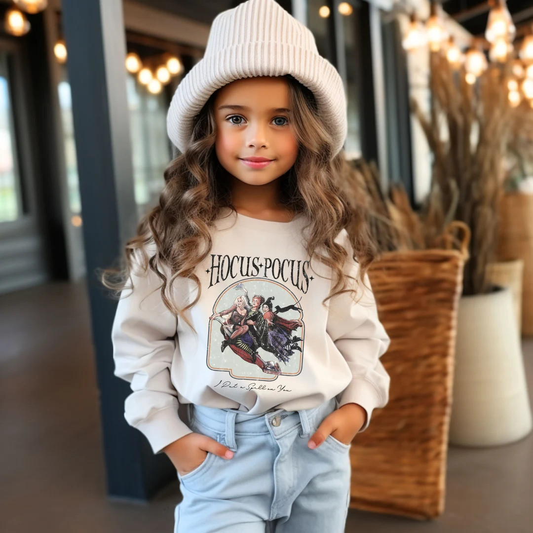 Kids Vintage Hocus Pocus Sweatshirt, Kids Halloween Sweatshirt, Kids Disney Halloween Sweatshirt | Etsy (US)