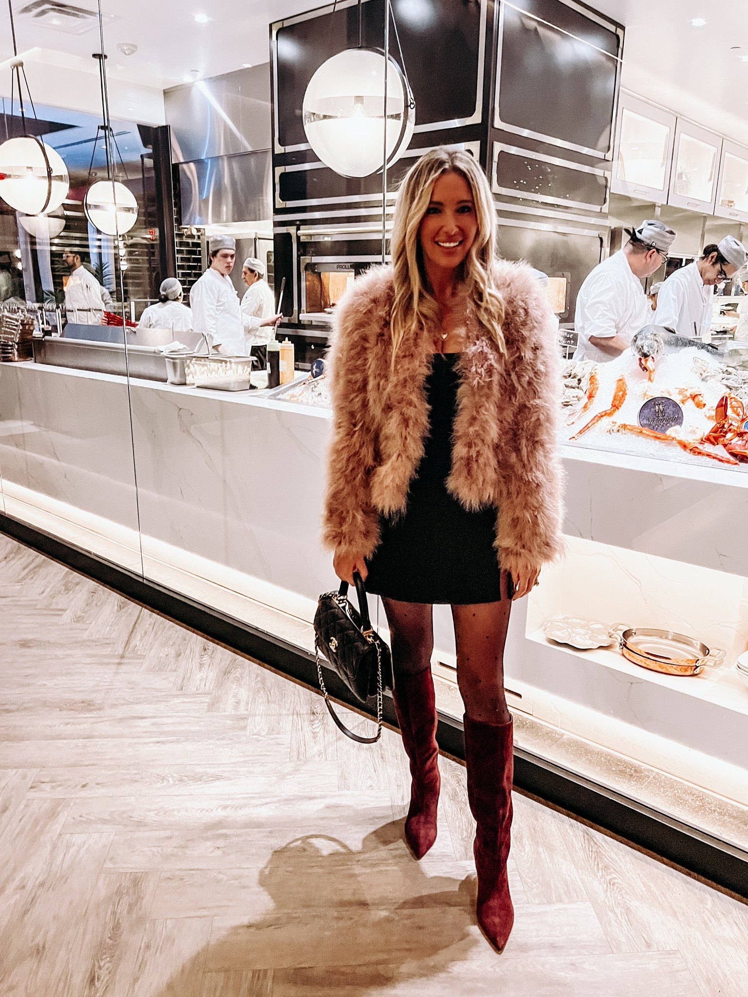 Date night high low looks 

#LTKStyleTip #LTKHoliday #LTKParties
