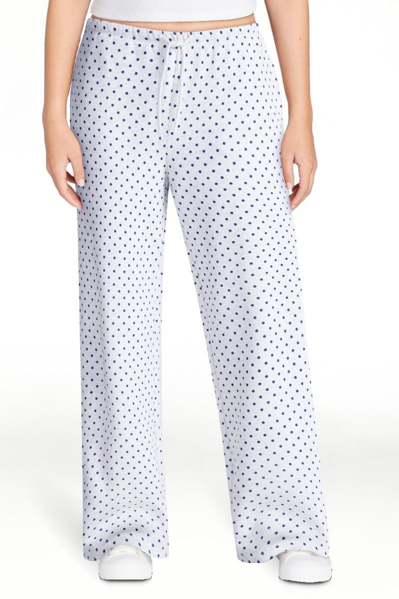 No Boundaries Mini Waist Fleece Pants, 30'' Inseam, Women\u2019s XXS-XXL | Walmart (US)