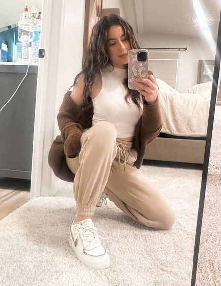 NUDES 🤎

I can literally live in sweatpants, cute sweaters, & sneakers 👟 

The duster cardigan is a size Small
Sweatpants are a small
And the top came in a pack of 3 on shein, also a size small! 

Forces are linked also! 🔗 

#LTKstyletip #LTKbeauty #LTKshoecrush