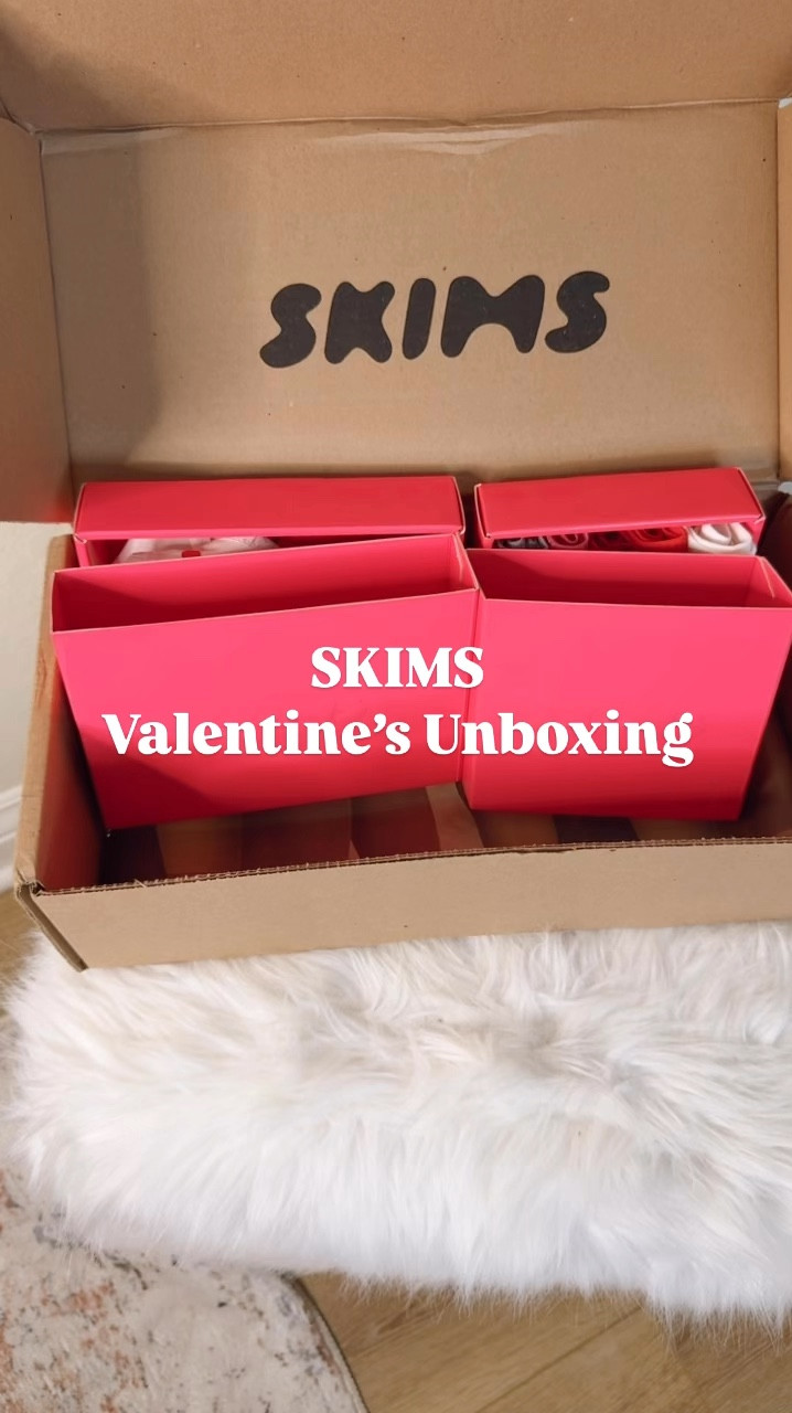 Skims Valentine Unboxing!
The Skims Valentines Store is full of cute loungewear, pajamas & lingerie! Time to treat yourself 😍

#LTKFindsUnder100 #LTKOver40 #LTKSeasonal
