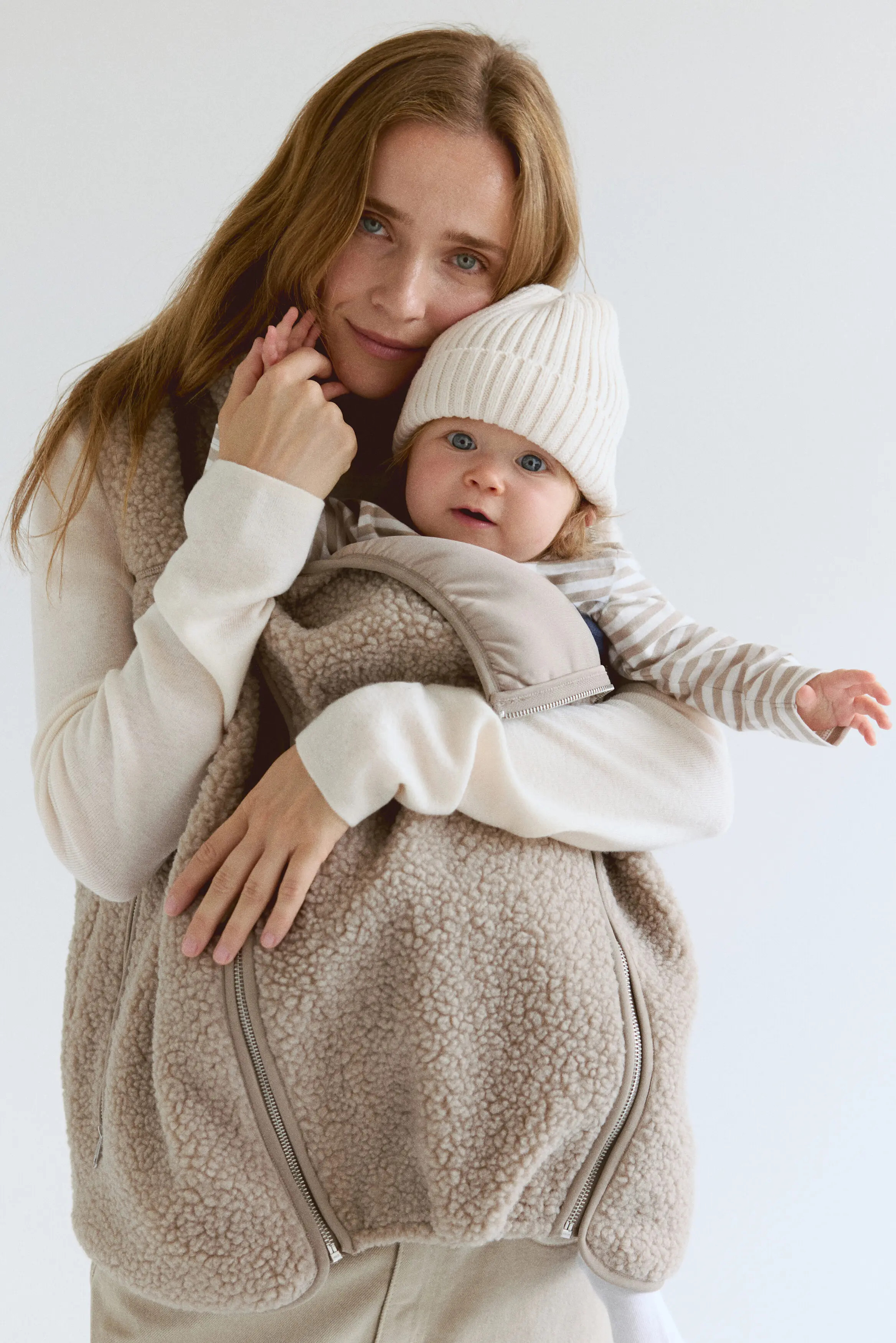 H&M Mama Before & After Babywearing Teddy Fleece Vest in Beige at Nordstrom, Size X-Small | Nordstrom