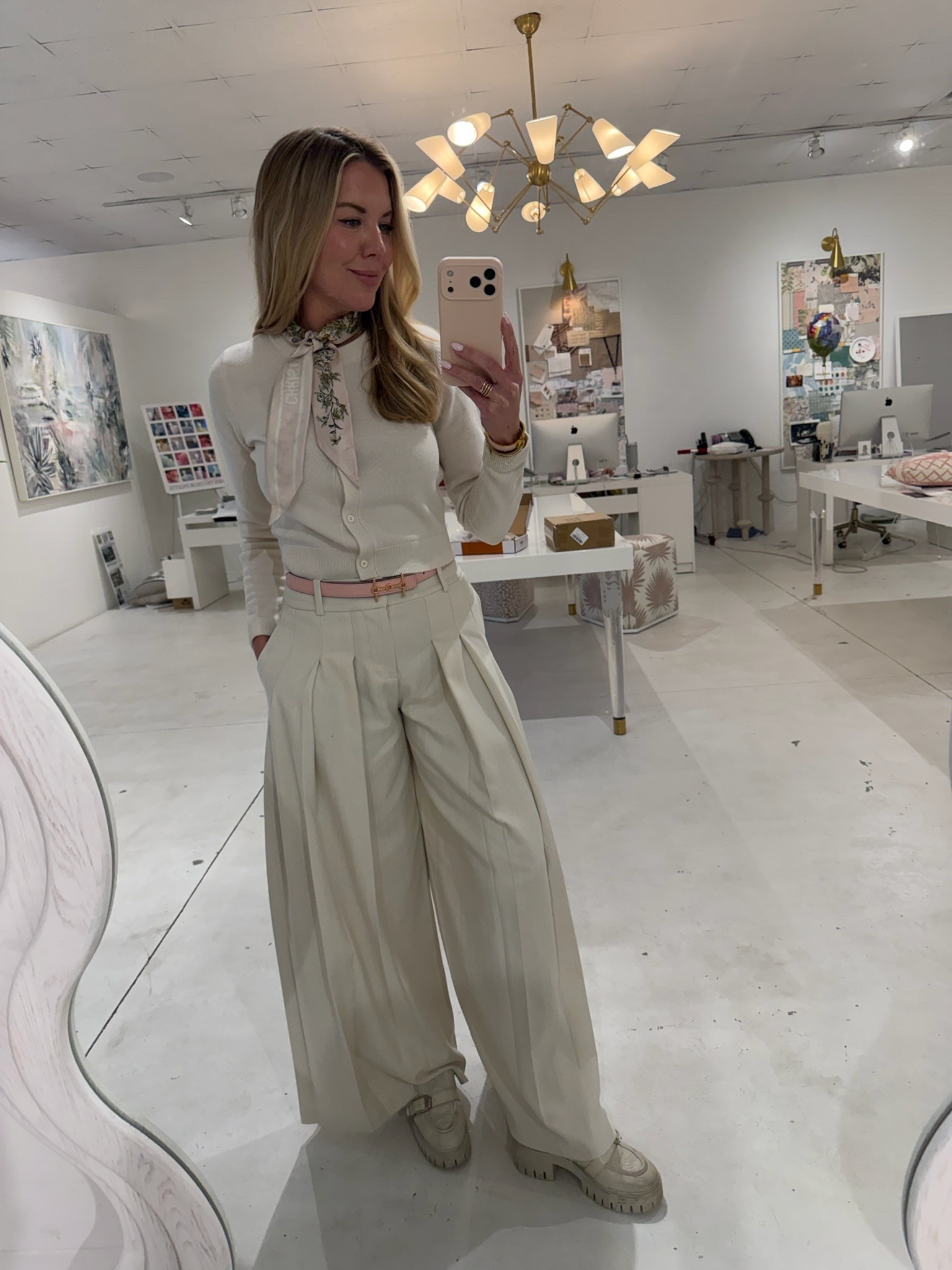 Tuesday ootd🤍

#LTKWorkwear #LTKdayinmylife #LTKootd