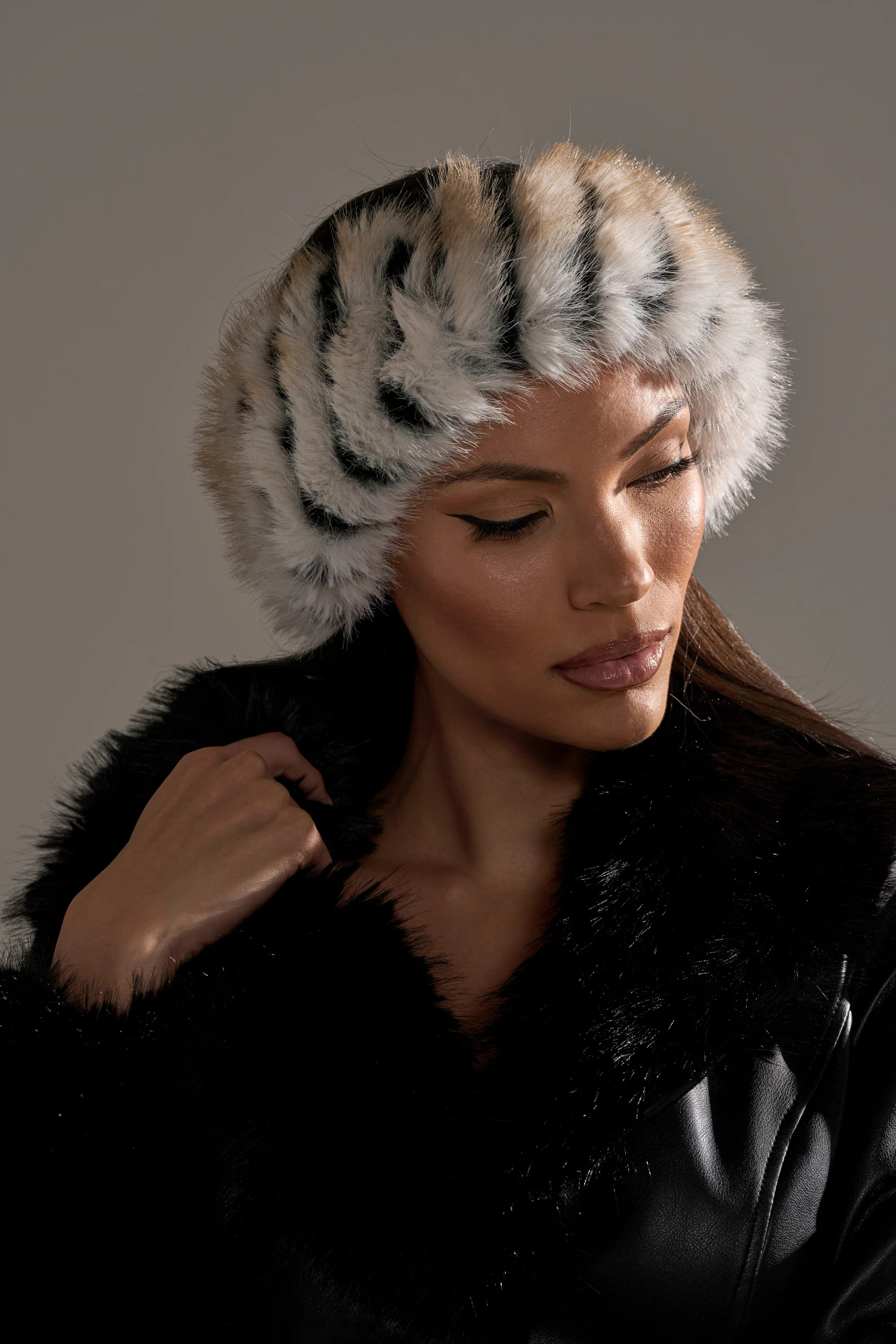 PORTIA FAUX FUR HEADBAND | AKIRA