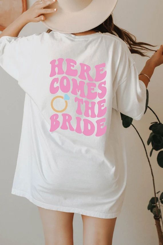 Bride Tee Here Comes the Bride Bride T-shirt Bride T Shirt | Etsy | Etsy (US)