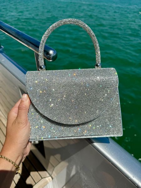 The most GORGEOUS purse!! Under $50 from DSW! 



Bridal // wedding // clutch // purse // accessories // bride // bachelorette 

#LTKSeasonal #LTKsalealert #LTKwedding