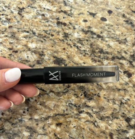 Love this “hair finishing stick” for my flyaways! It does the job and doesn’t make my hair oily or sticky! And under $10 for 2!

#LTKbeauty