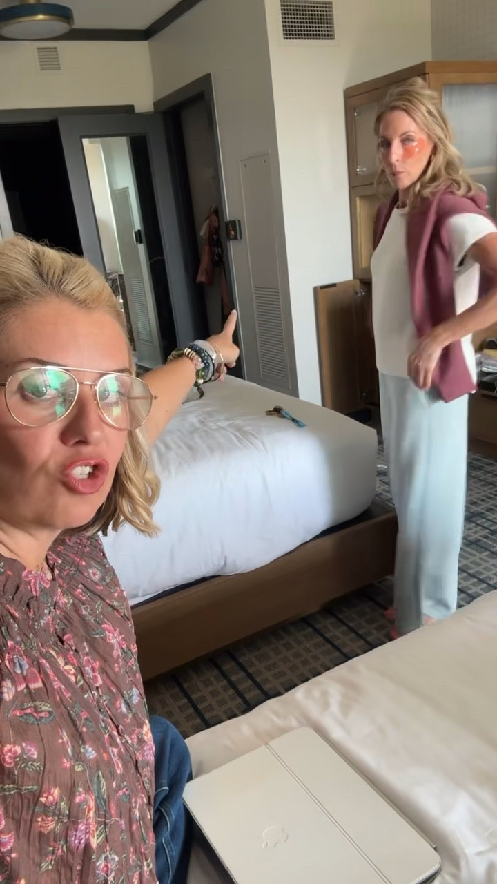 Not only do I get to see friends at LTK Con, I love getting to discuss the brands we love and share ideas! My friend Athena is loving my new Spanx Air Essentials!! Code AE25 for 25% off full priced items!! ￼

#LTKCon #LTKdayinmylife #LTKSaleAlert