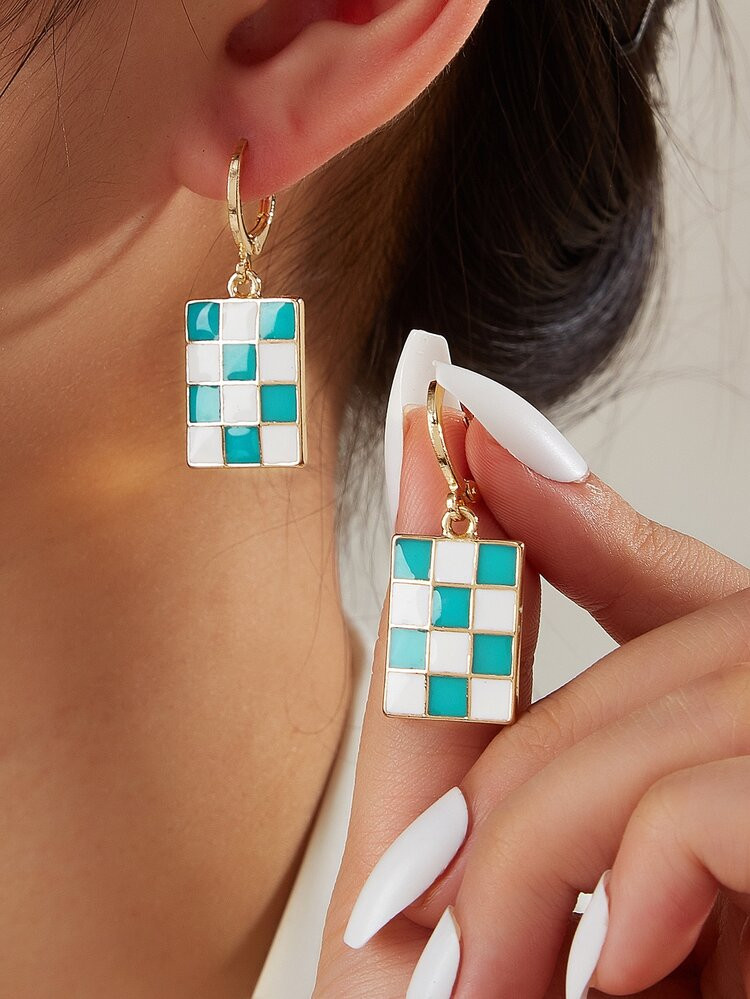 Checkered Pattern Square Drop Earrings
       
              
              $2.00            $1.9... | SHEIN
