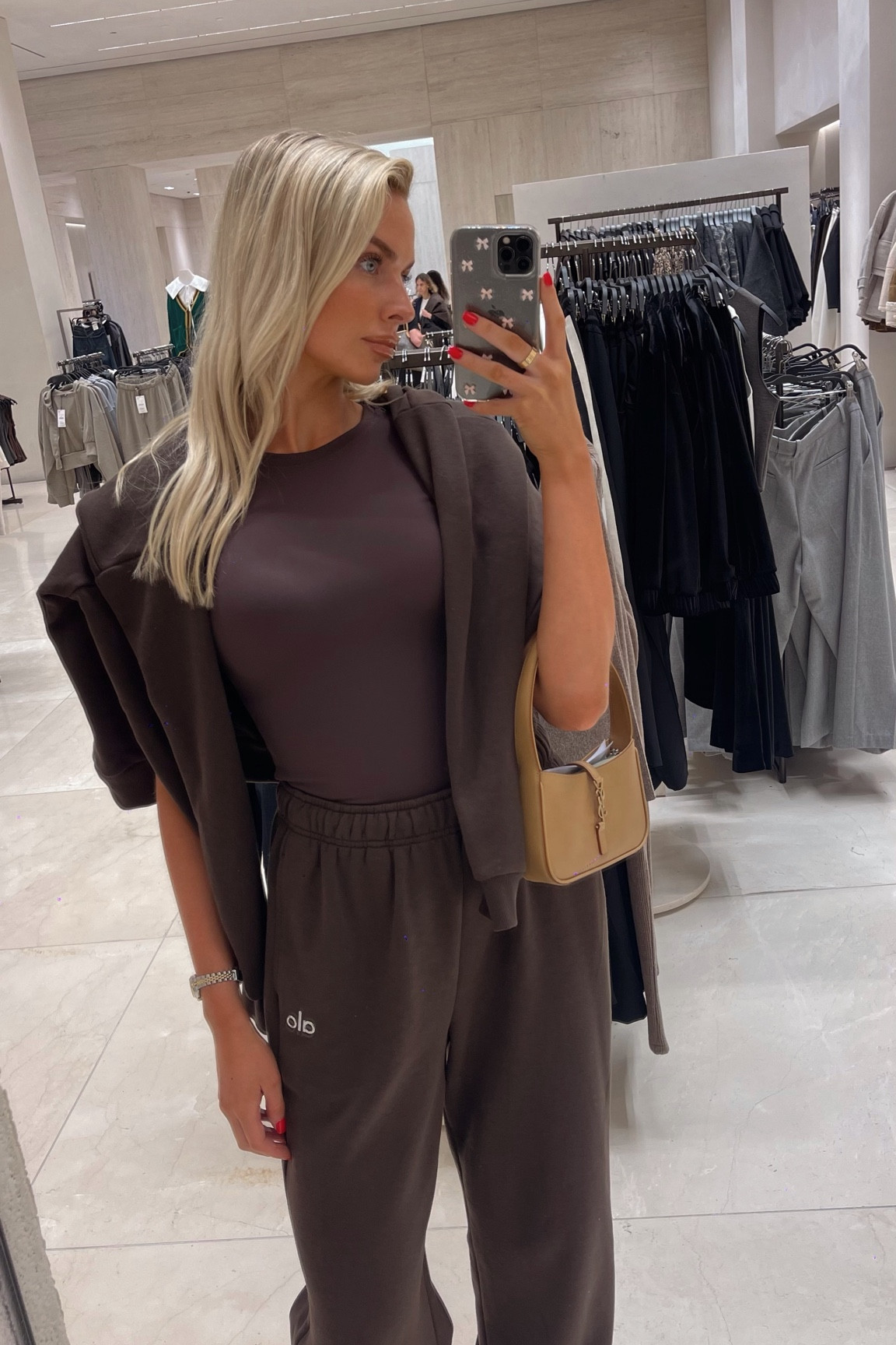 Chocolate ALO set 🍫

#LTKwinter #LTKluxury