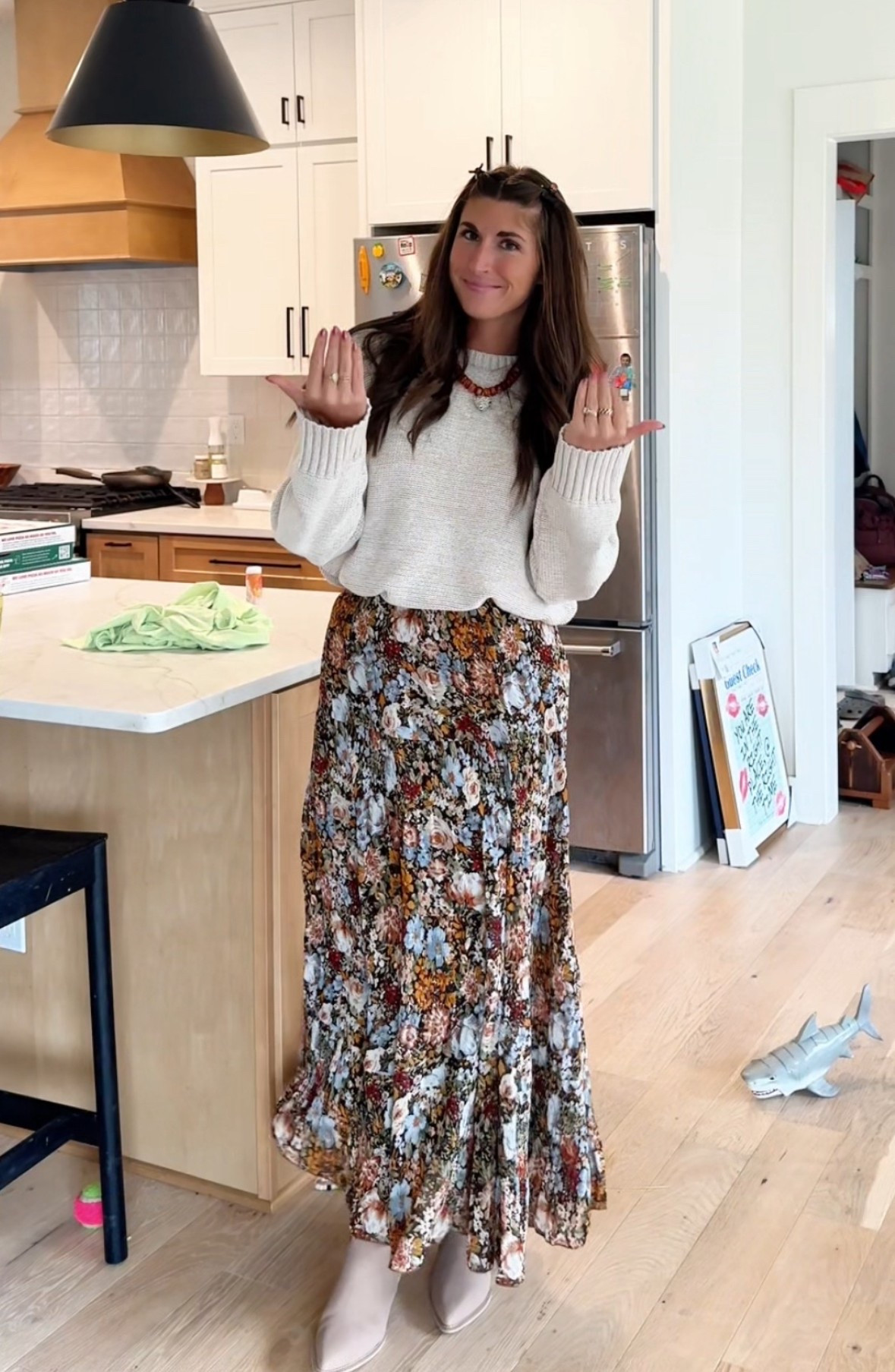 This color in my sweater is out of stock but I linked the exact one in a different color and a few that are similar! 

#LTKSaleAlert #LTKSeasonal #LTKStyleTip