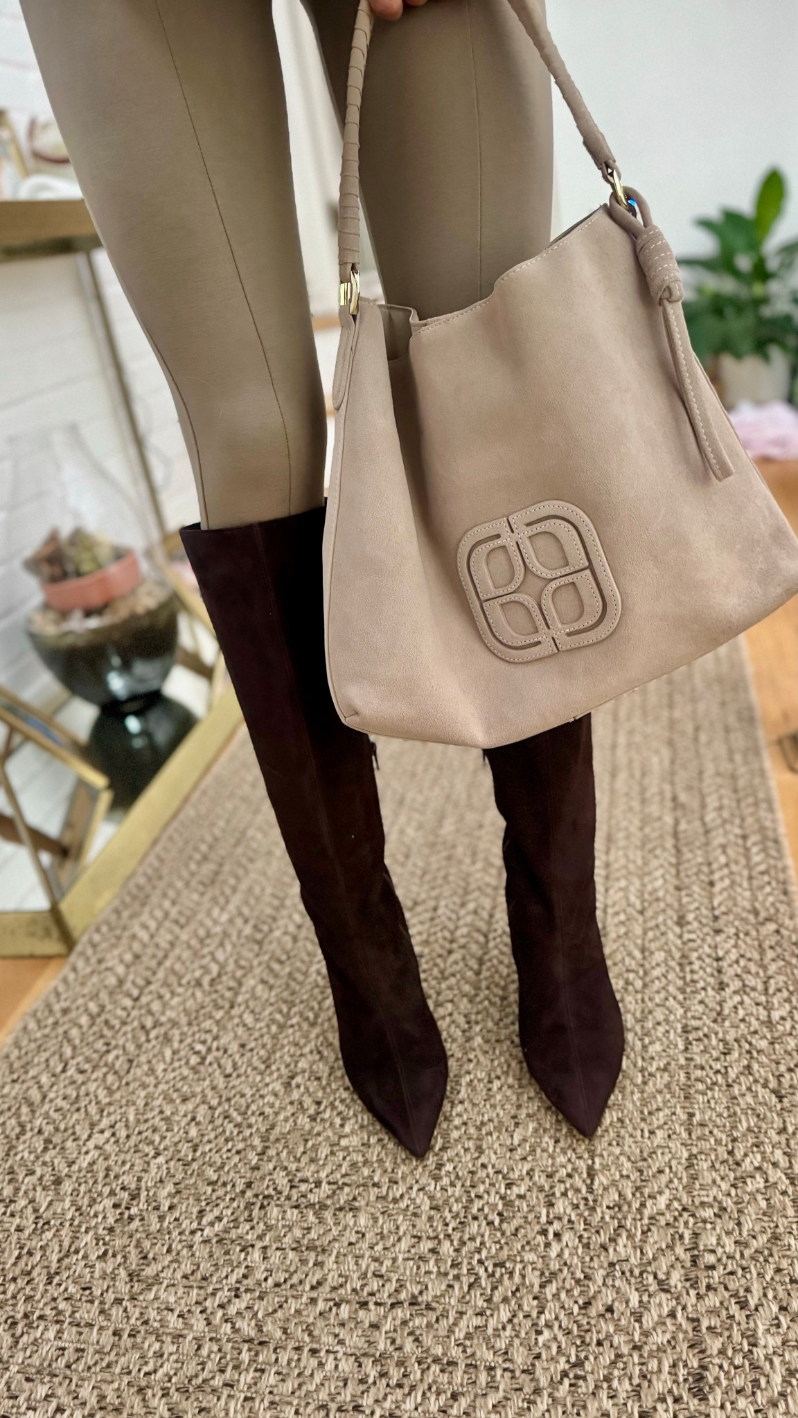 Autumn finds! 🧡🤎 perfect for day to night, work and date night! Use Code NESSIEW15 at LK Bennett for 15% off!

#LTKwinter #LTKworkwear #LTKdatenight