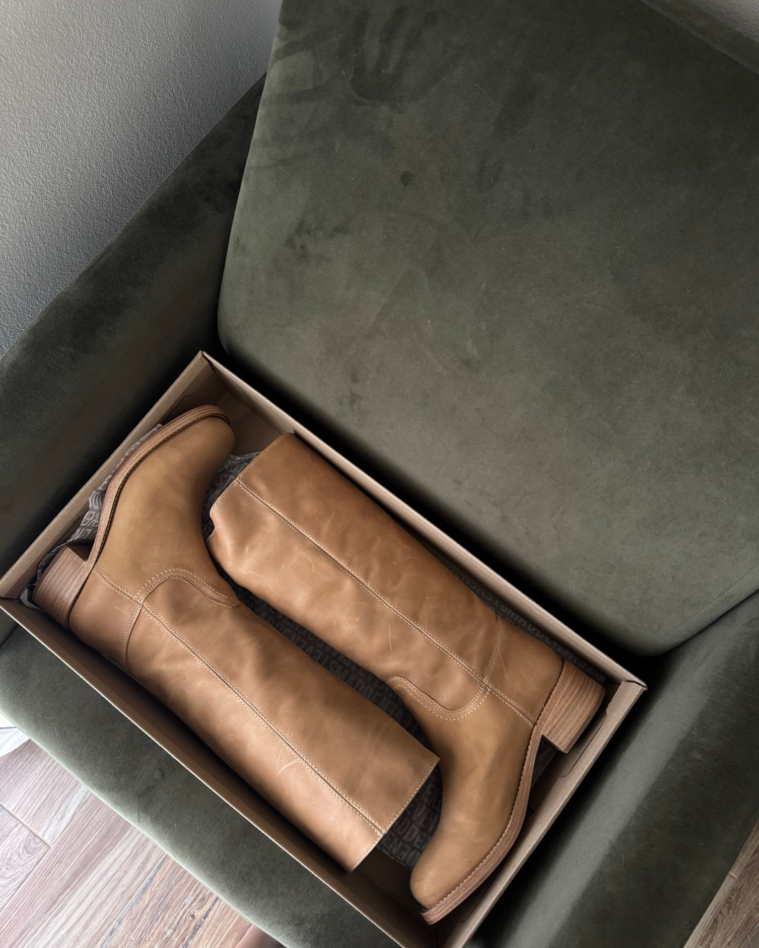 My new favorite fall boots 👢 

#LTKShoeCrush #LTKSeasonal