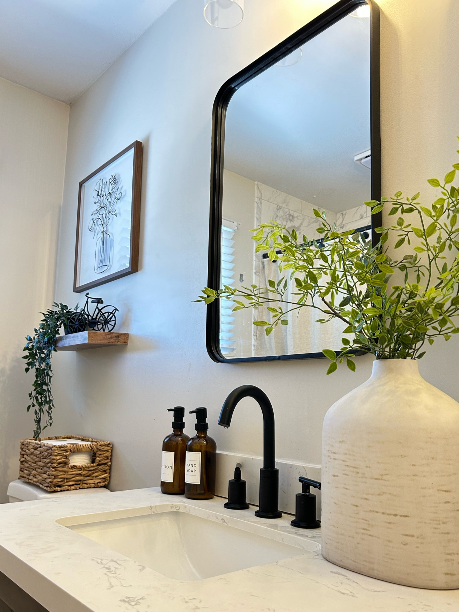 Bathroom items 

#LTKhome #LTKstyletip #LTKU