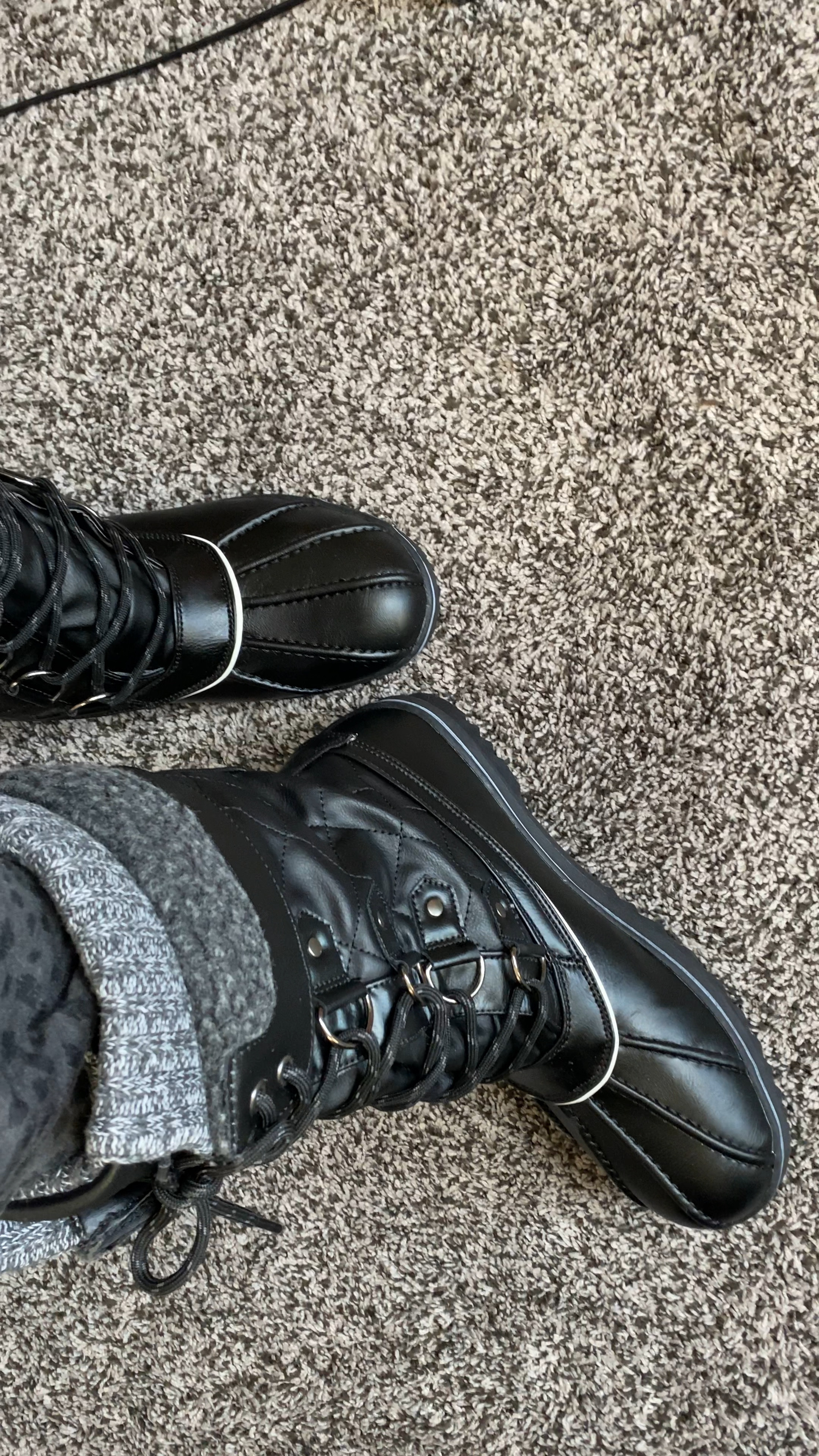 These snow boots are extra sturdy and waterproof 
My feet feel very warm in them 
Wearing size 9

#LTKfindsunder100 #LTKVideo #LTKshoecrush