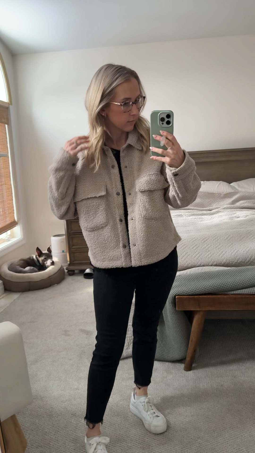 I got this Sherpa cropped shacket from Vuori and I’m obsessed!!!! it’s so cute and so cozy! Wearing a size small

#LTKFindsUnder50 #LTKFindsUnder100