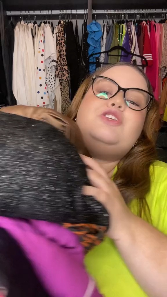 Dia de pacote azul! 💙

Cupom: CLUBETHA para 10% off + frete grátis em compras acima de R$160 em produtos vendidos e entregues pela Posthaus! 

#unboxing #recebidos #parceria #plussize 

#LTKbrasil #LTKVideo #LTKplussize