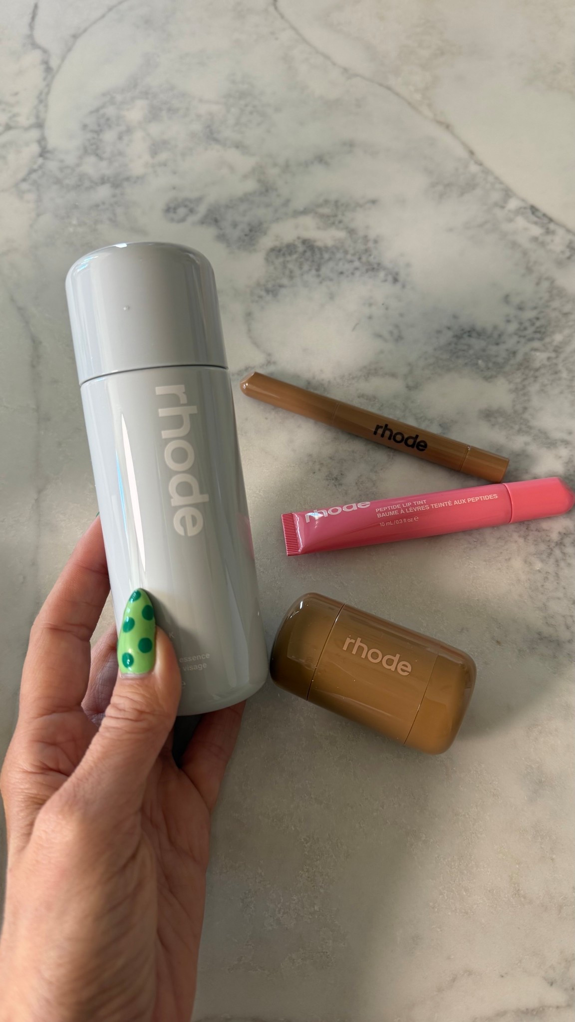 Rhode Order: 

Glazing Milk
Peptide Lip Shape in Balance
Pocket Blush in Candy Apple
Peptide Lip Tint in Sweet Pea 

#LTKBeauty