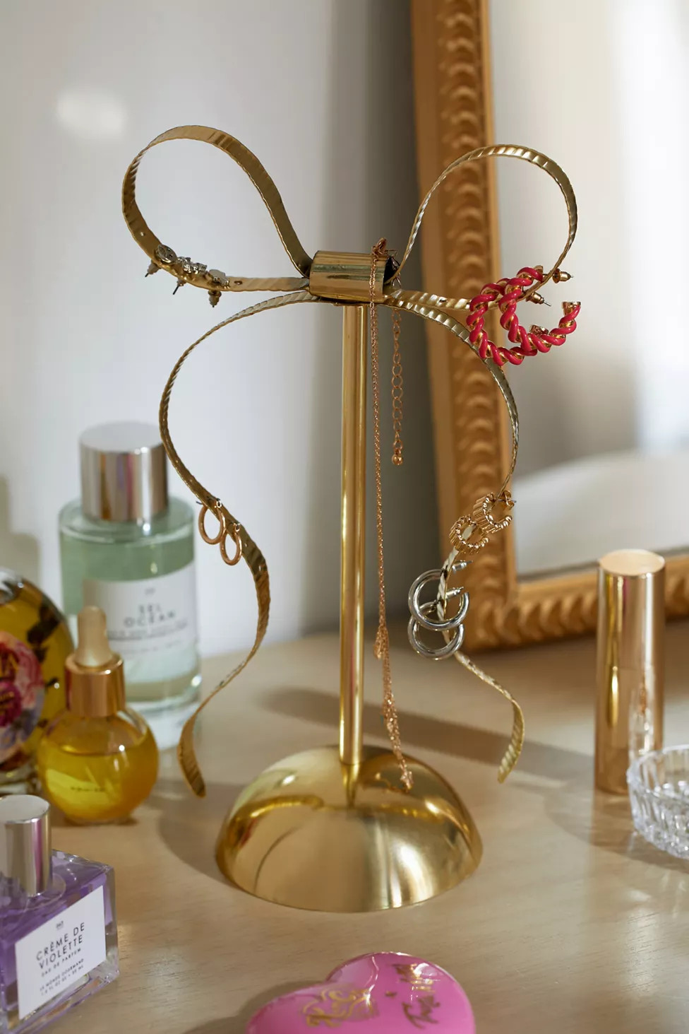 Michaela Bow Jewelry Stand | Urban Outfitters (US and RoW)