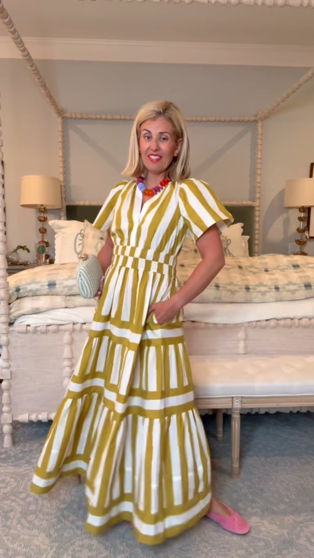 The Somerset we all know and love! Showing you another styled look in the maxi version. How cute is this with the pop of pink?!? I’m in xs & 7.5 flat (I size 1/2 down in these). 

*Use code CATHERINE20 3/6-3/9 to save 20% when you spend $100+
