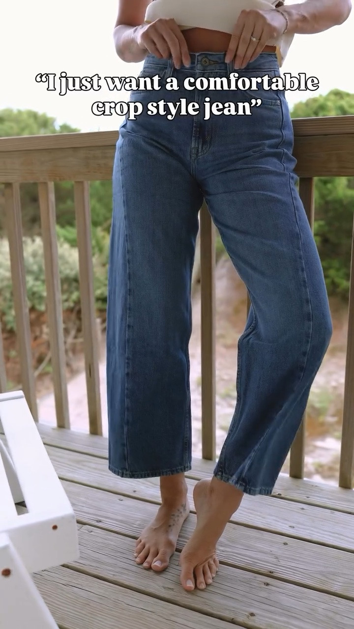 These will be your favorite! I love the rise and they have the perfect crop. Wearing the 27”

Comment “info” and I’ll send over all the details 

Crop denim | fall denim

#LTKSeasonal #LTKOver40
