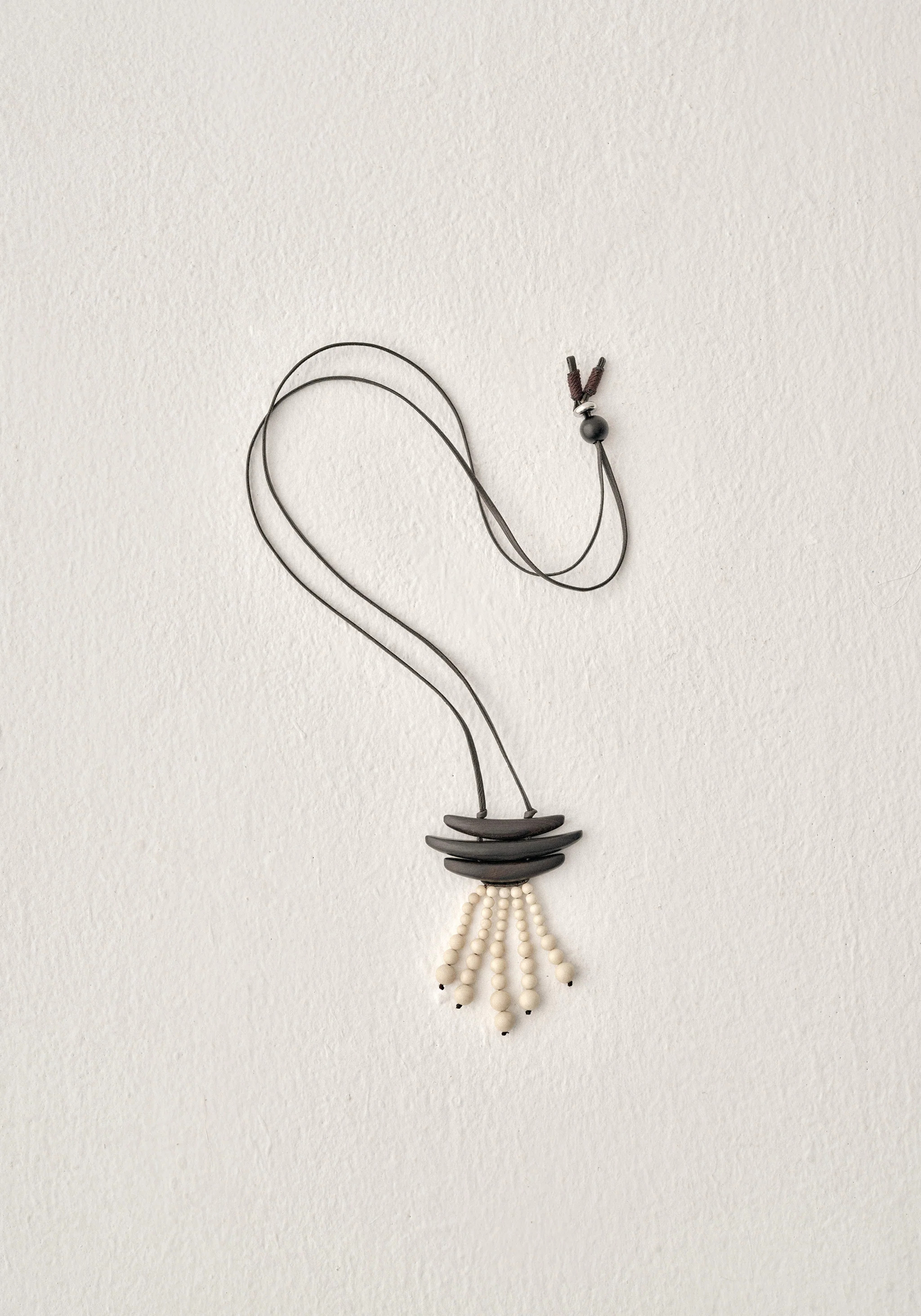 Ebony Tassel Necklace | INSIS