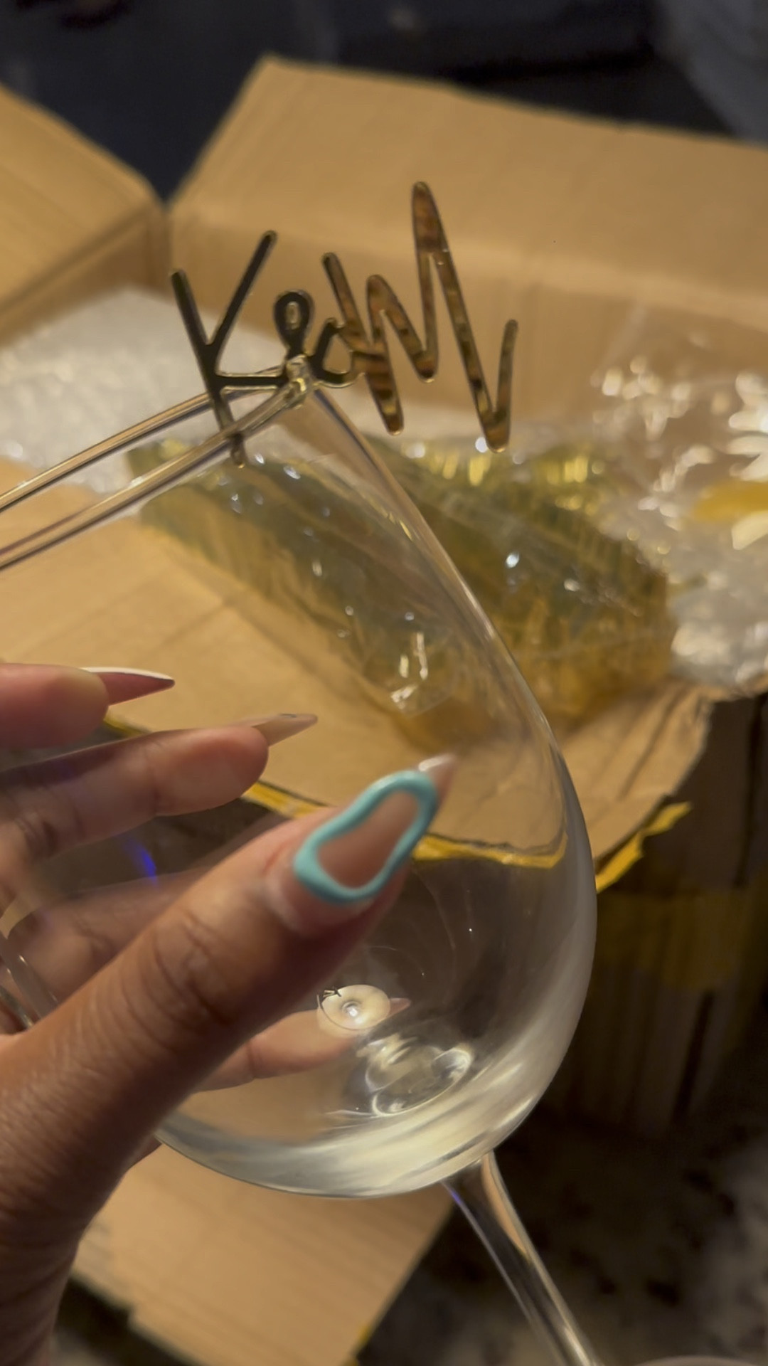 These viral drink tags are the perfect luxury detail for your next wedding, birthday party or holiday celebration! 

#LTKVideo #LTKWedding #LTKParties