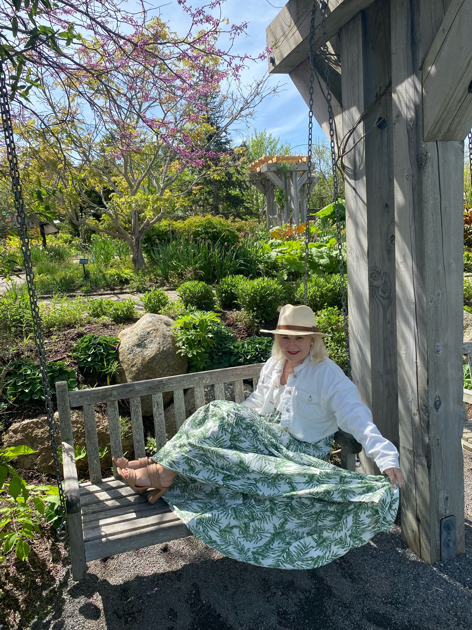 I love a good palm print. Sharing some of my favorites from Farm Rio. 

#LTKWedding #LTKSeasonal #LTKSummerSales