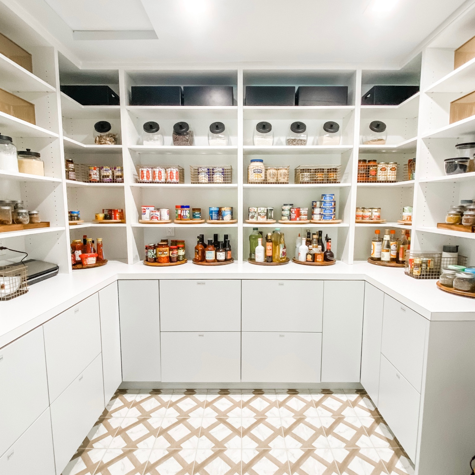 Gorgeous Golden Kitchen 🤩 

#LTKhome #LTKstyletip #LTKbeauty