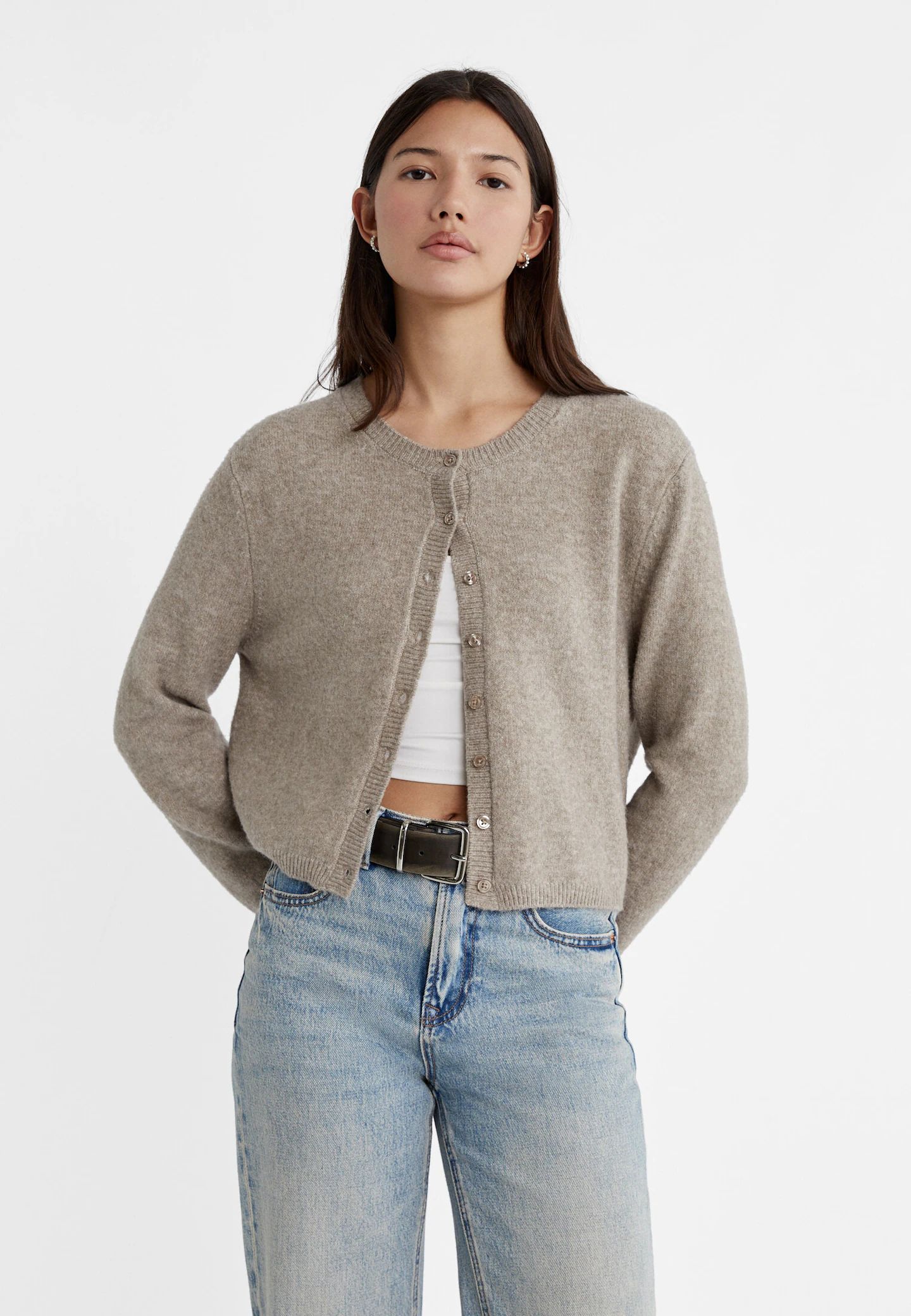Soft-touch knit cardigan with buttons | Stradivarius (UK)