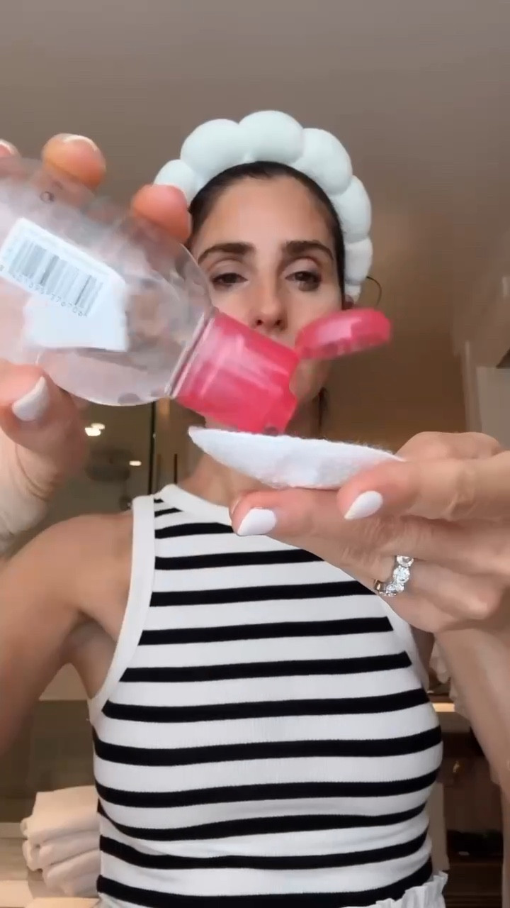 Quick and easy makeup for everyday. I use the shade neutral tan foundation xx

#LTKselfcare #LTKgrwm #LTKBeauty