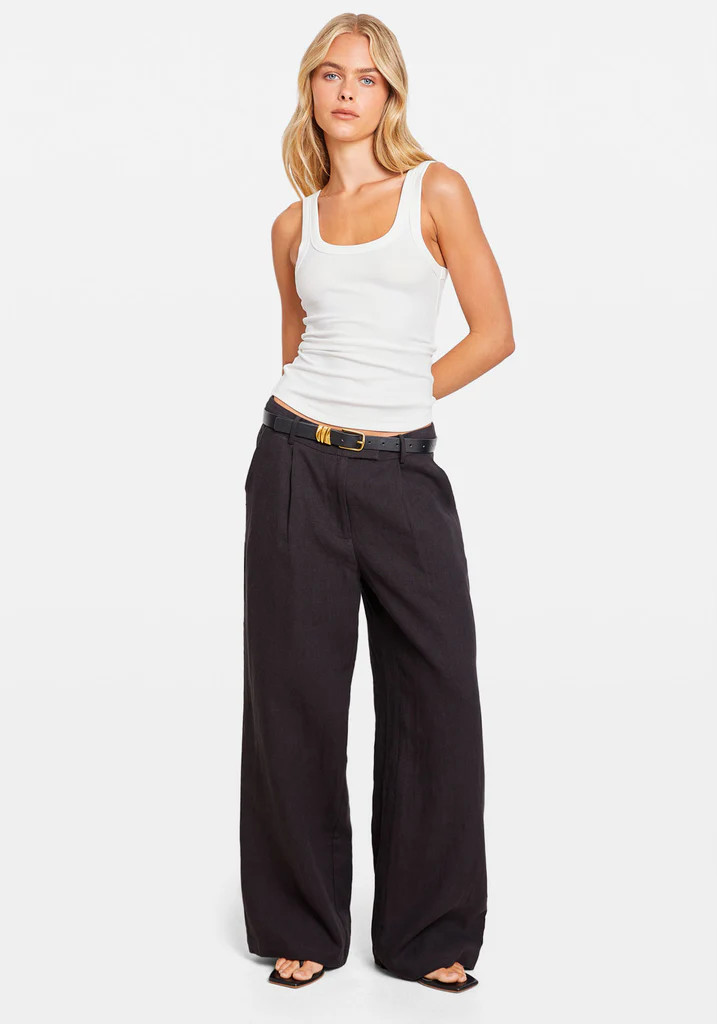 Scoop Tank White | Tuchuzy