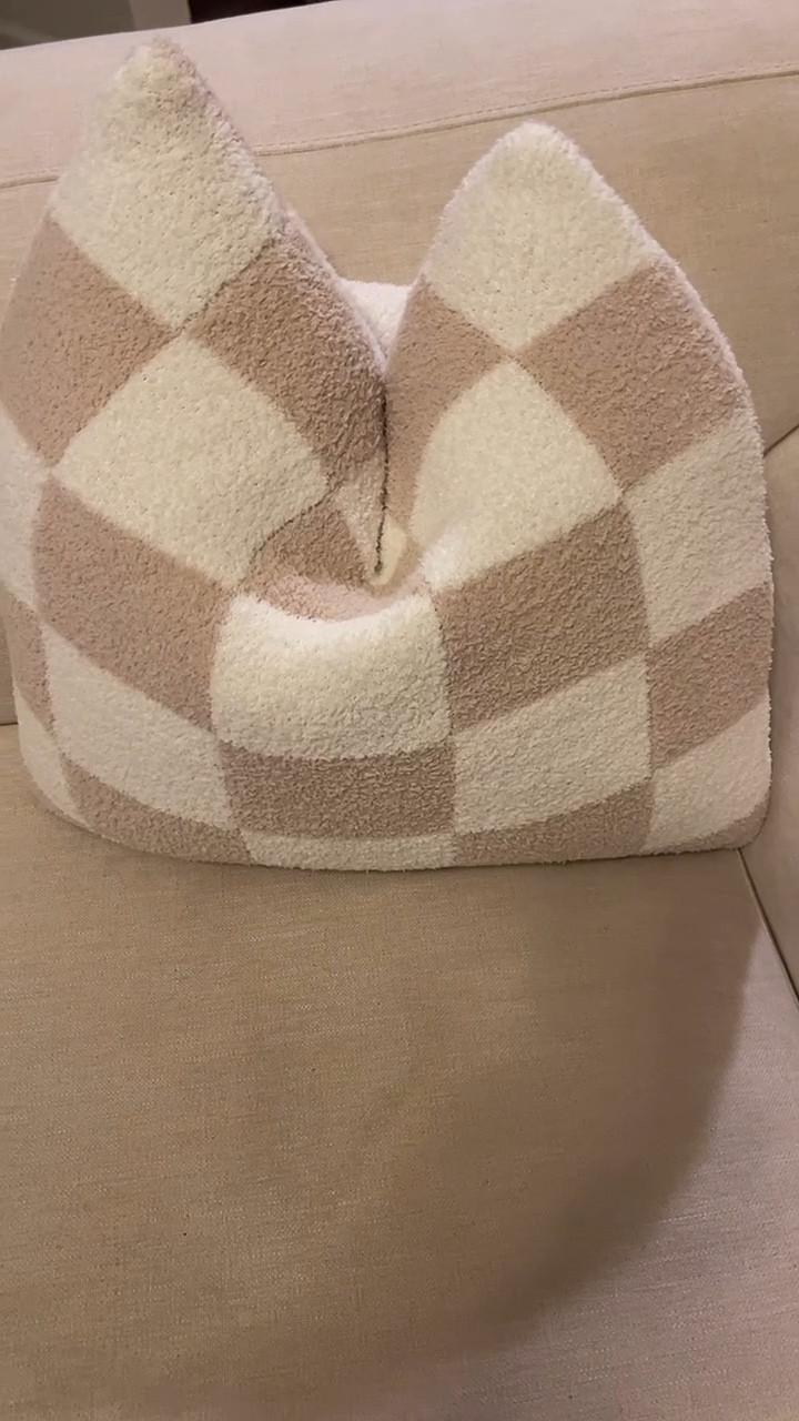 Perfect pink throw pillow covers for living room, bedroom, and nursery. 

#chicdecor #maternity #under25

#LTKfamily #LTKhome #LTKfindsunder50