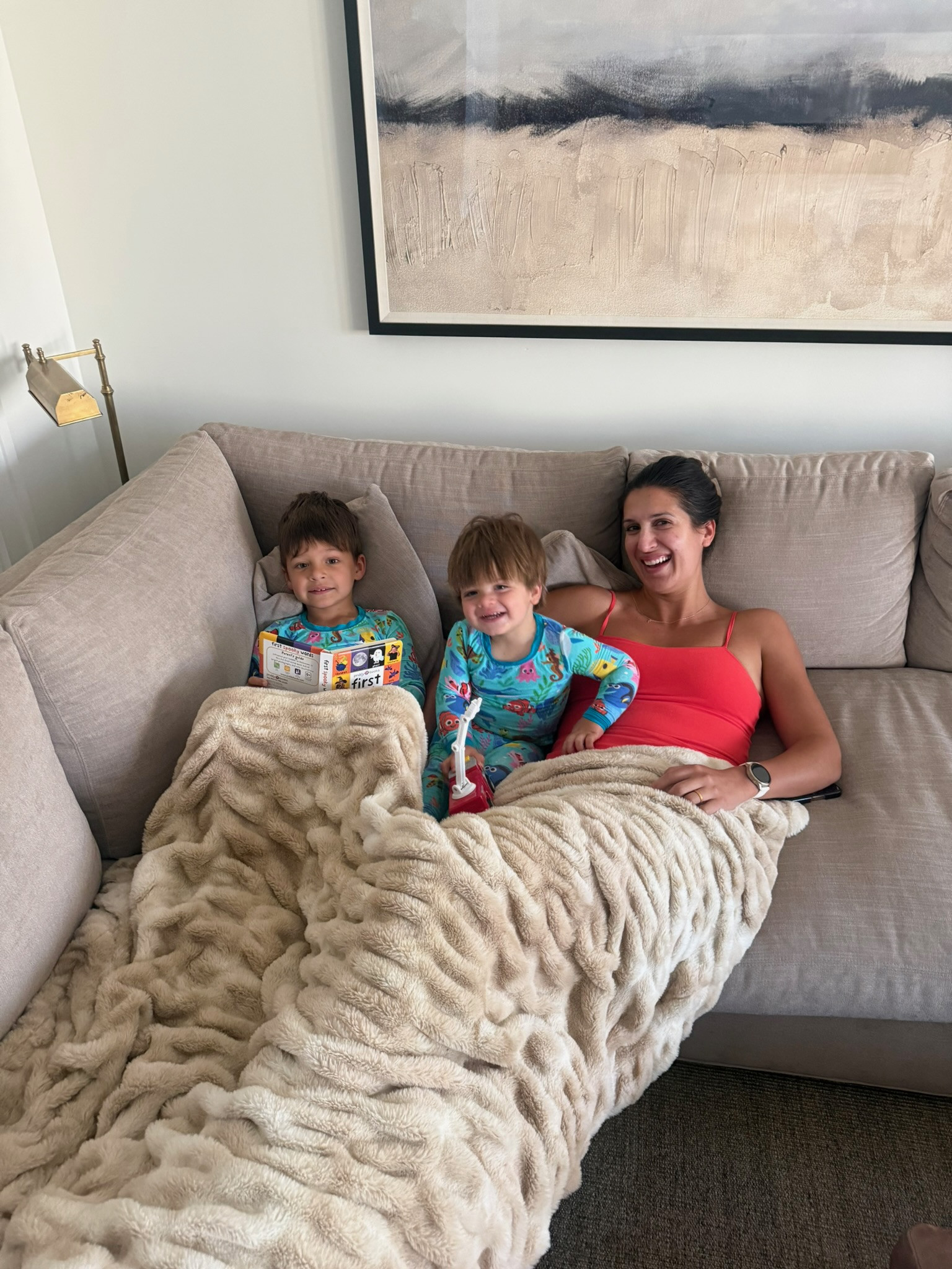 Family day!!

living room, blankets, throw blankets, lola blanket, nemo pjs, little sleepies, boy mom, grace white

#LTKootd #LTKmomlife #LTKKids