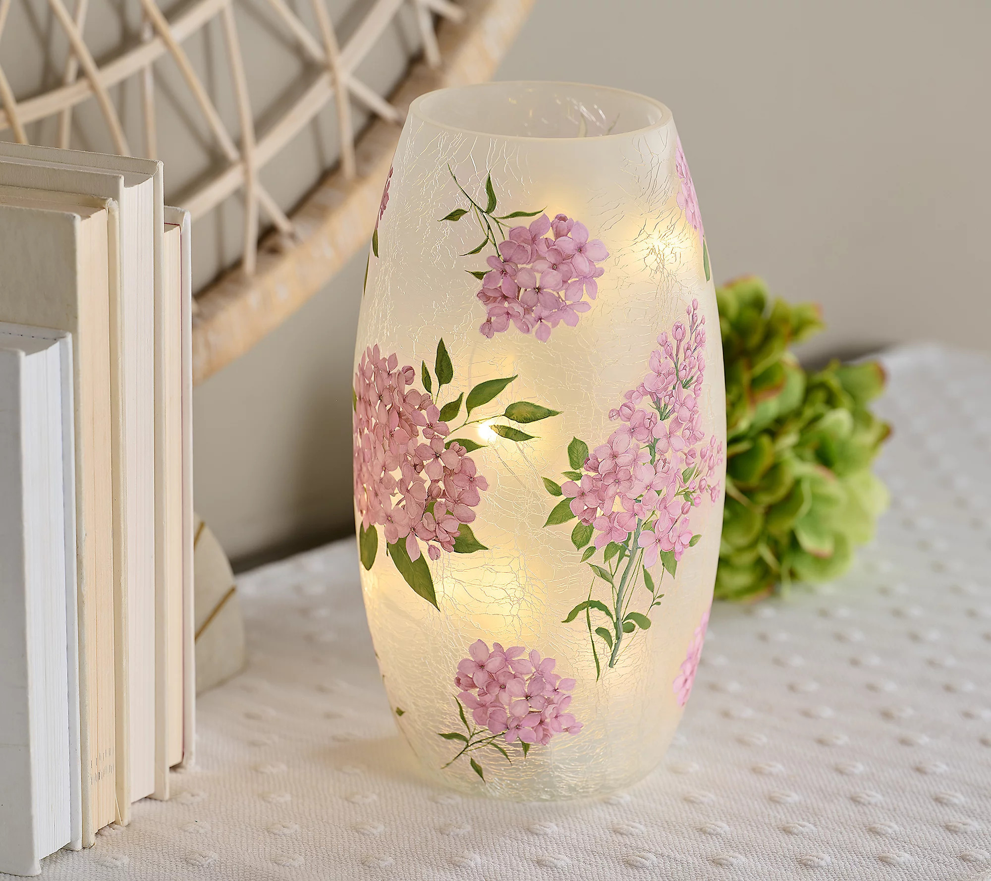 10"" Illuminated Hydrangea Curved Hurricane by Valerie | QVC
