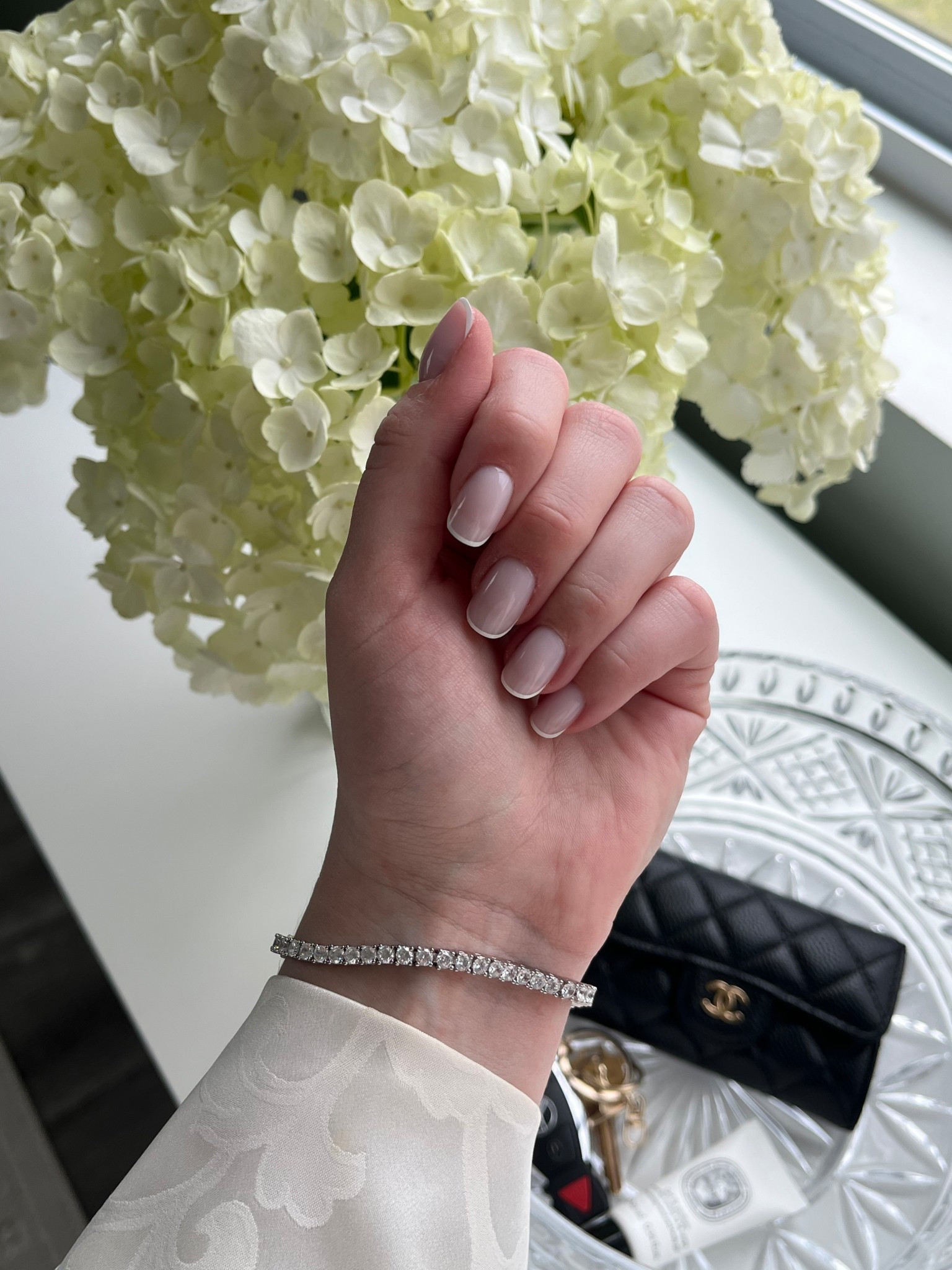 The current press on manicure 🦢 These actual press on nails are the Celebritips Pink Classic French in short coffin, but I am unable to link them here. I will link similar French press on nails, but highly recommend the Celebritips brand! 🤍

Press on nails, manicure, French manicure, nails, beauty, nail inspo, self caree

#LTKBeauty