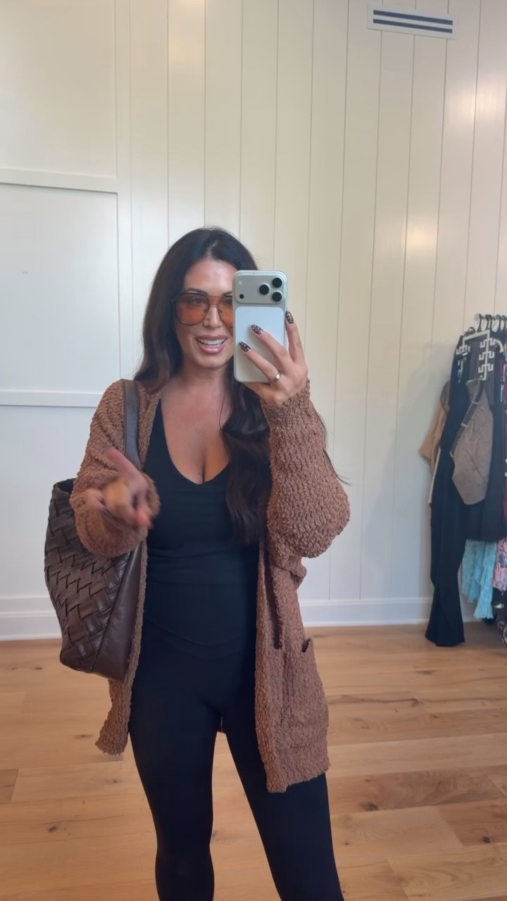 Easy fall outfit ideas I’m loving! 🍂🤎 From an oversized striped sweater with chocolate brown leggings to a cozy cardigan layered over a sleek black one-piece, both looks are comfy, flattering, and perfect for everyday fall style. Great for errands, lunch, travel days, or a casual weekend!