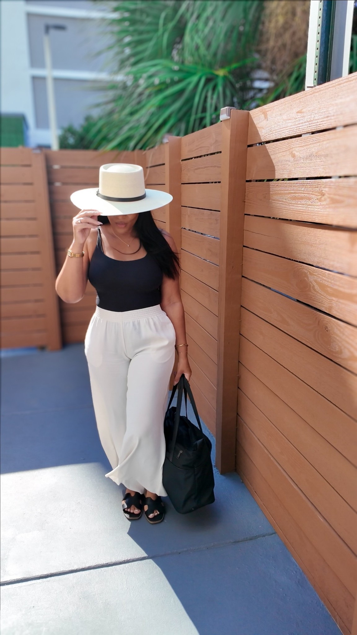Simply Vacation Look
Wearing Medium in both pieces  