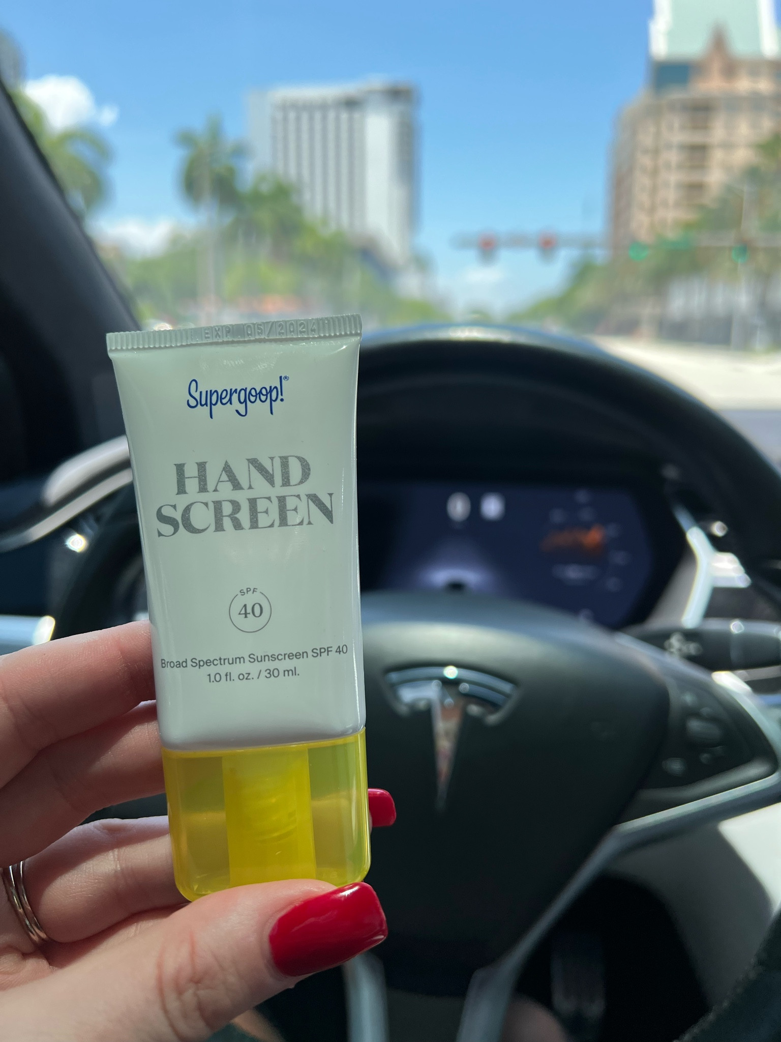 New favorite product alert!! 
I ordered this hand screen during the Supergoop! sale and am very happy with it! 
Living in Florida it’s very important to wear SPF daily & I love that Supergoop! has a product specifically for your hands which get direct sun exposure when driving. 


#LTKFind #LTKbeauty #LTKtravel