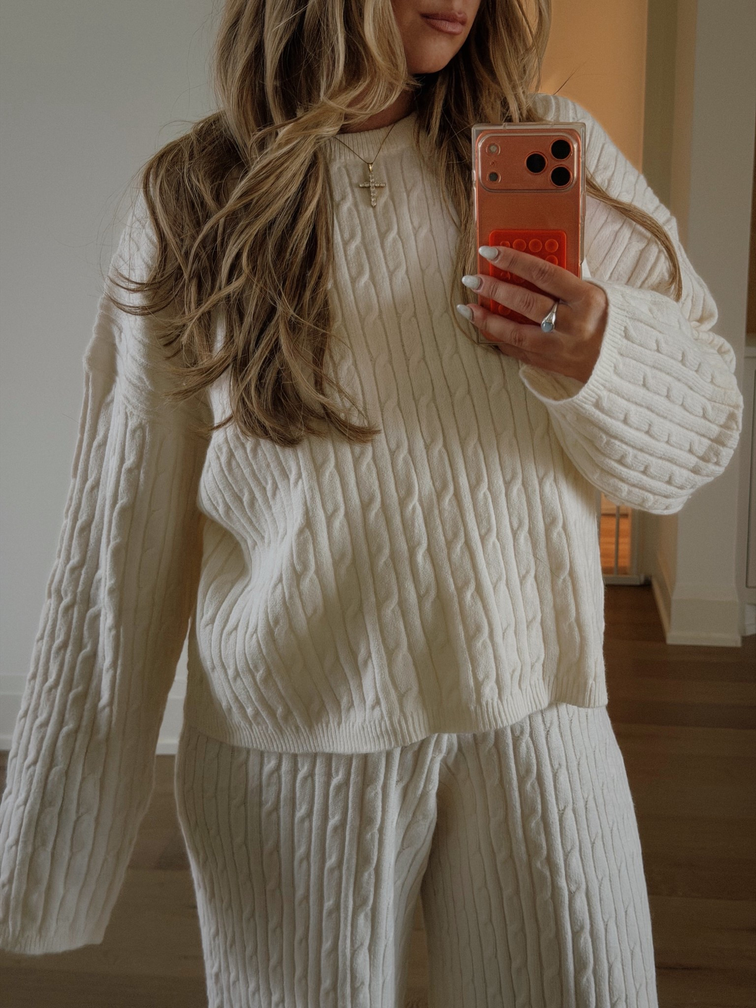 size medium ☁️ best amazon set ever 

#LTKootd #LTKSeasonal #LTKdayinmylife