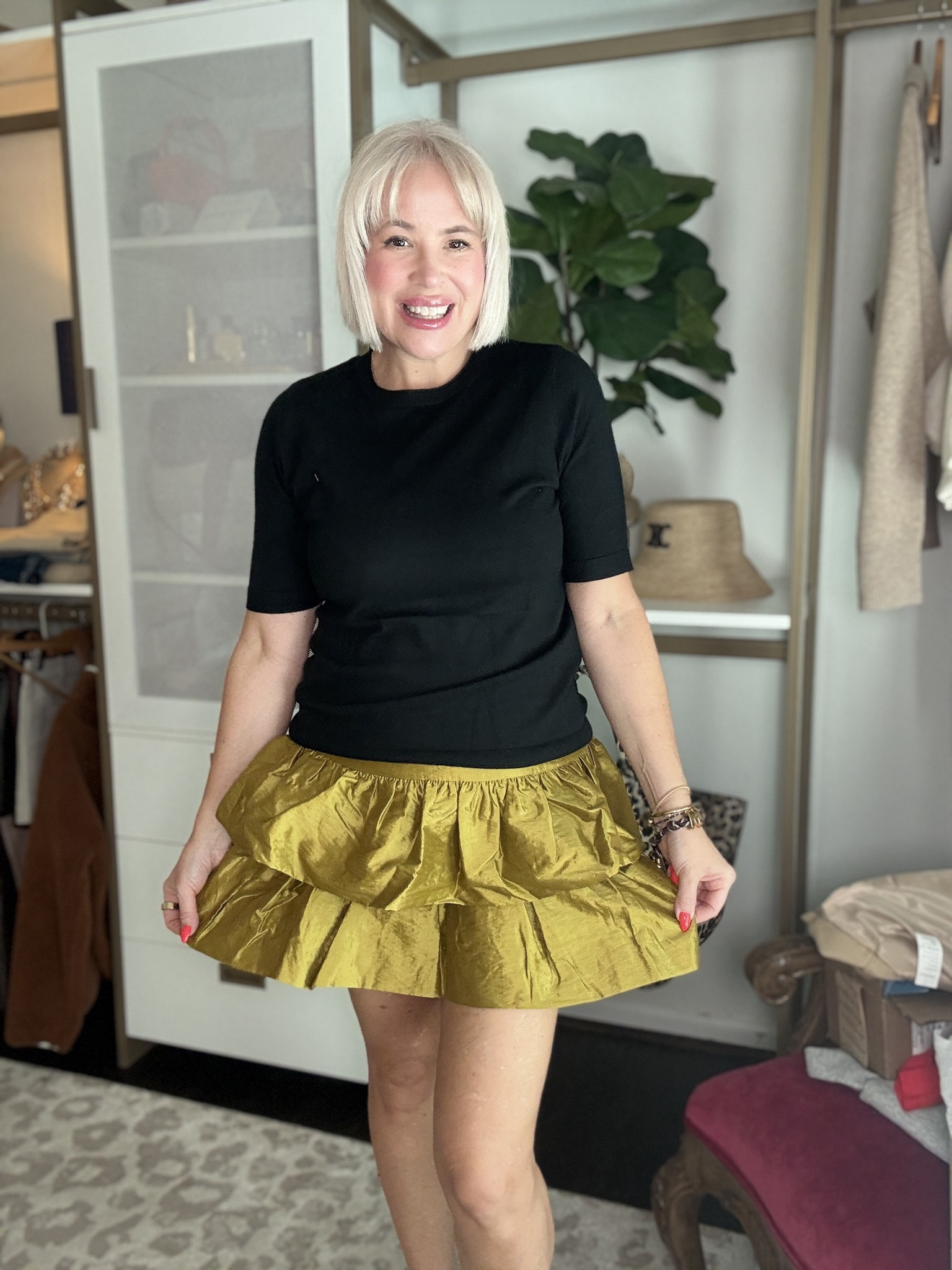Looking for the perfect holiday look! This skirt is so cute! #WalmartPartner

Fall fashion, holiday look, holiday outfit, Walmart fashion 

#LTKHoliday #LTKStyleTip #LTKSeasonal