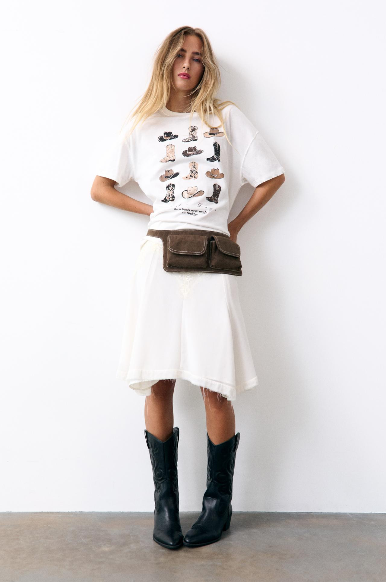 Short sleeve cowboy T-shirt | PULL and BEAR UK
