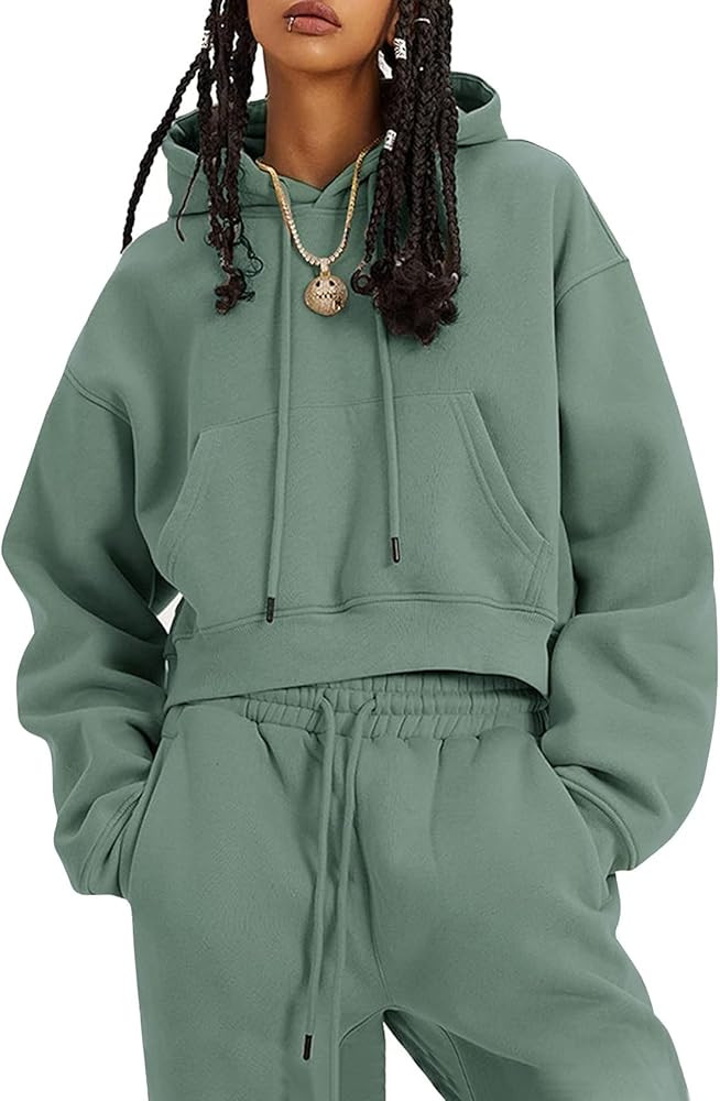 Flygo Womens Fleece 2 Piece Outfits Sweatsuit Crop Pullover Sweatshirt Joggers Pants Tracksuit Se... | Amazon (US)