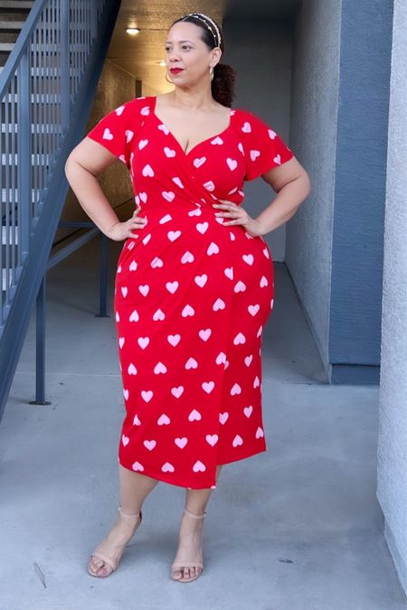 Heart print dress for Valentine’s Day #hearts #heartprint #vday #valentinesday #shopping #vdayfit #plussize #curvymodel 

#LTKSeasonal #LTKFind #LTKcurves