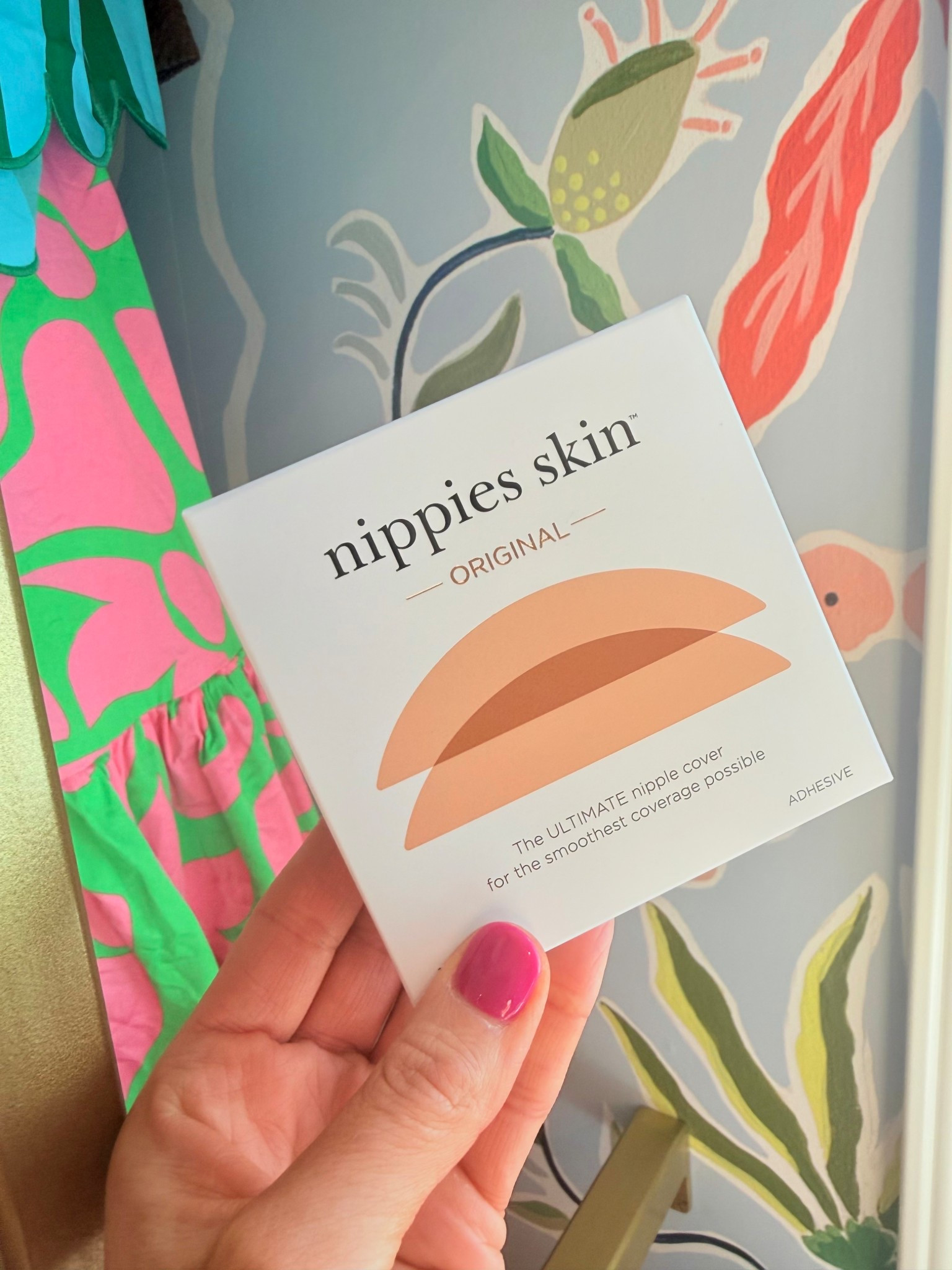 The only one that actually sticks for
me 🍊🍊 

#LTKdayinmylife #LTKootd #LTKSeasonal